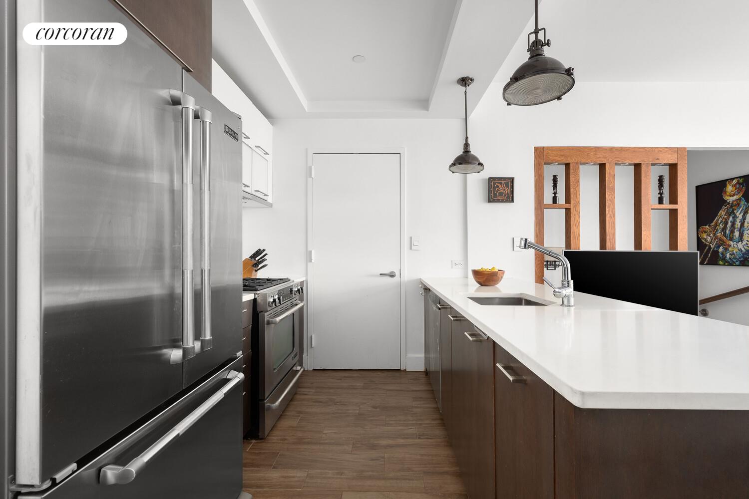 #6 photo, 214 N 11TH Street, Williamsburg , NY 11211