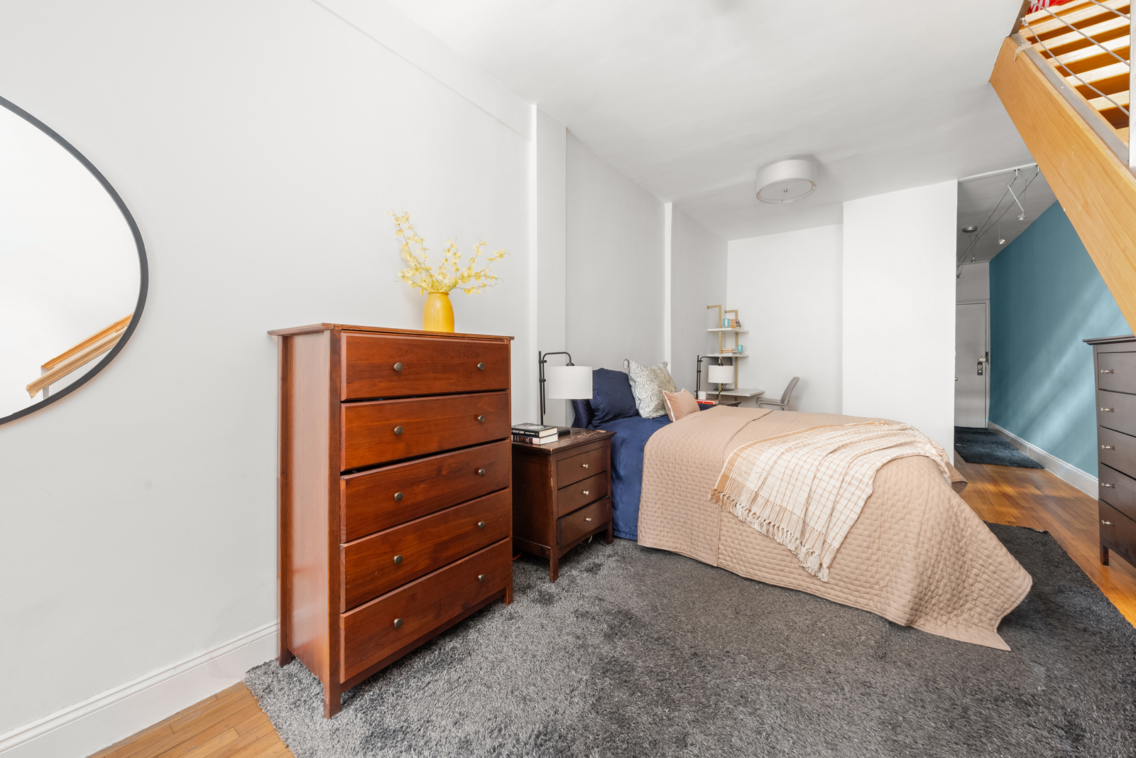 #7 photo, 220 E 87th Street, Yorkville , NY 10128