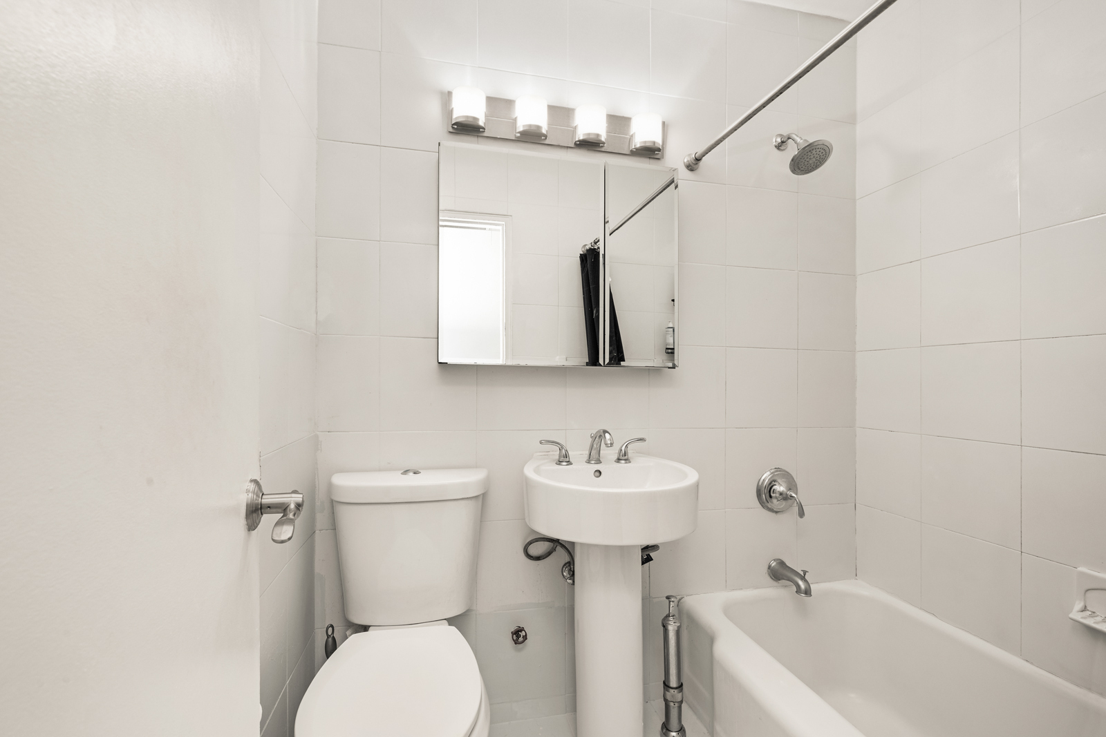 #9 photo, 220 E 87th Street, Yorkville , NY 10128