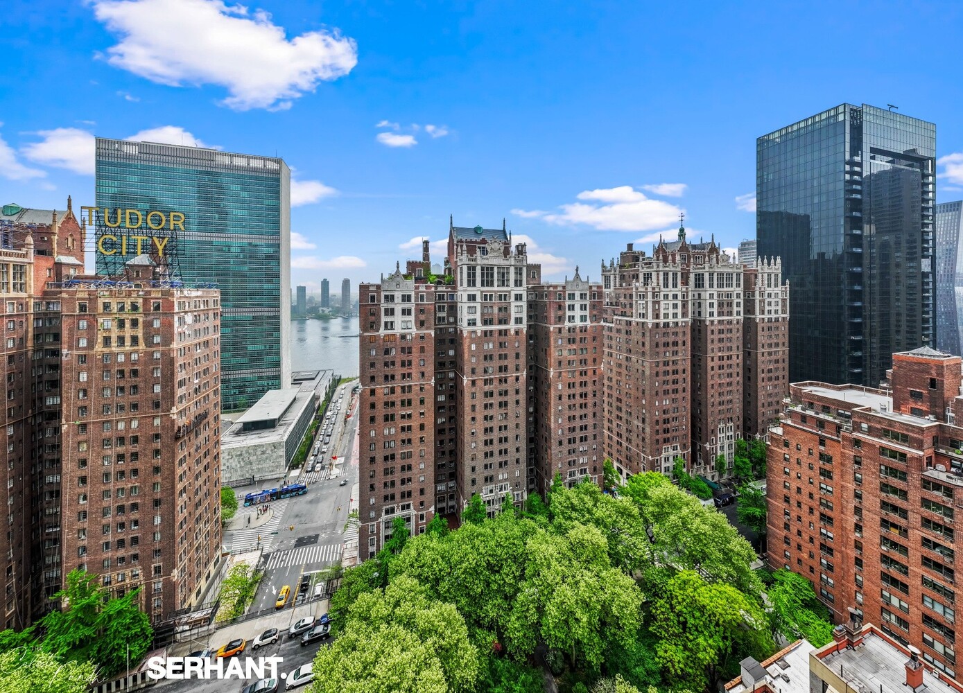 #17 photo, 320 E 42ND Street, Murray Hill , NY 10017