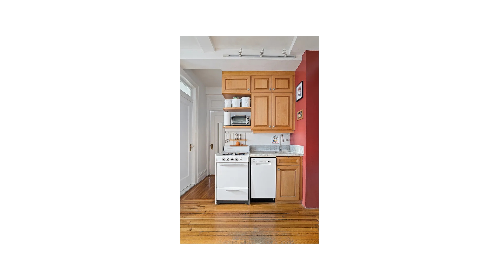 #4 photo, 609 W 114TH Street, Morningside Heights , NY 10025