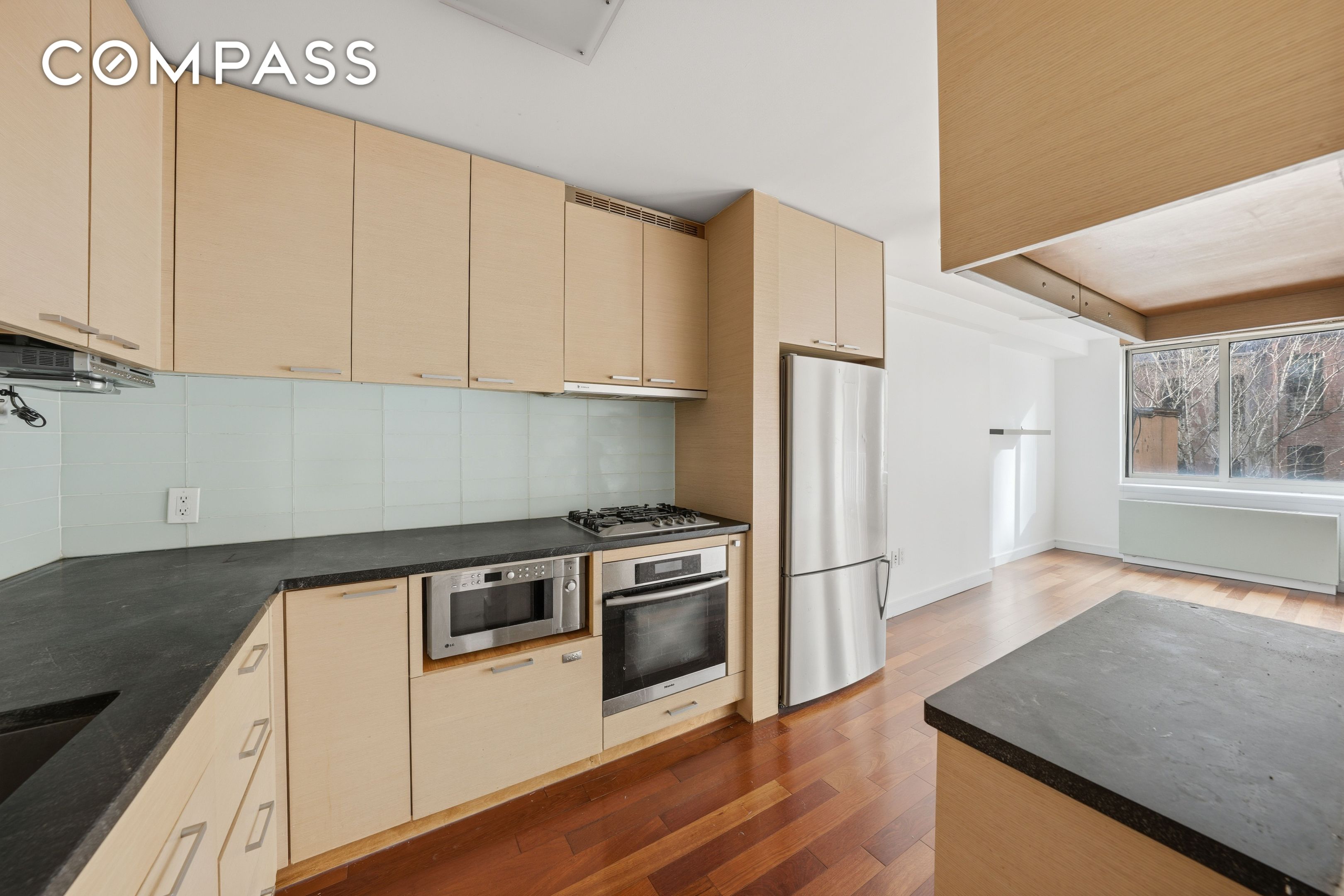 #17 photo, 206 E 95th Street, Upper East Side , NY 10128