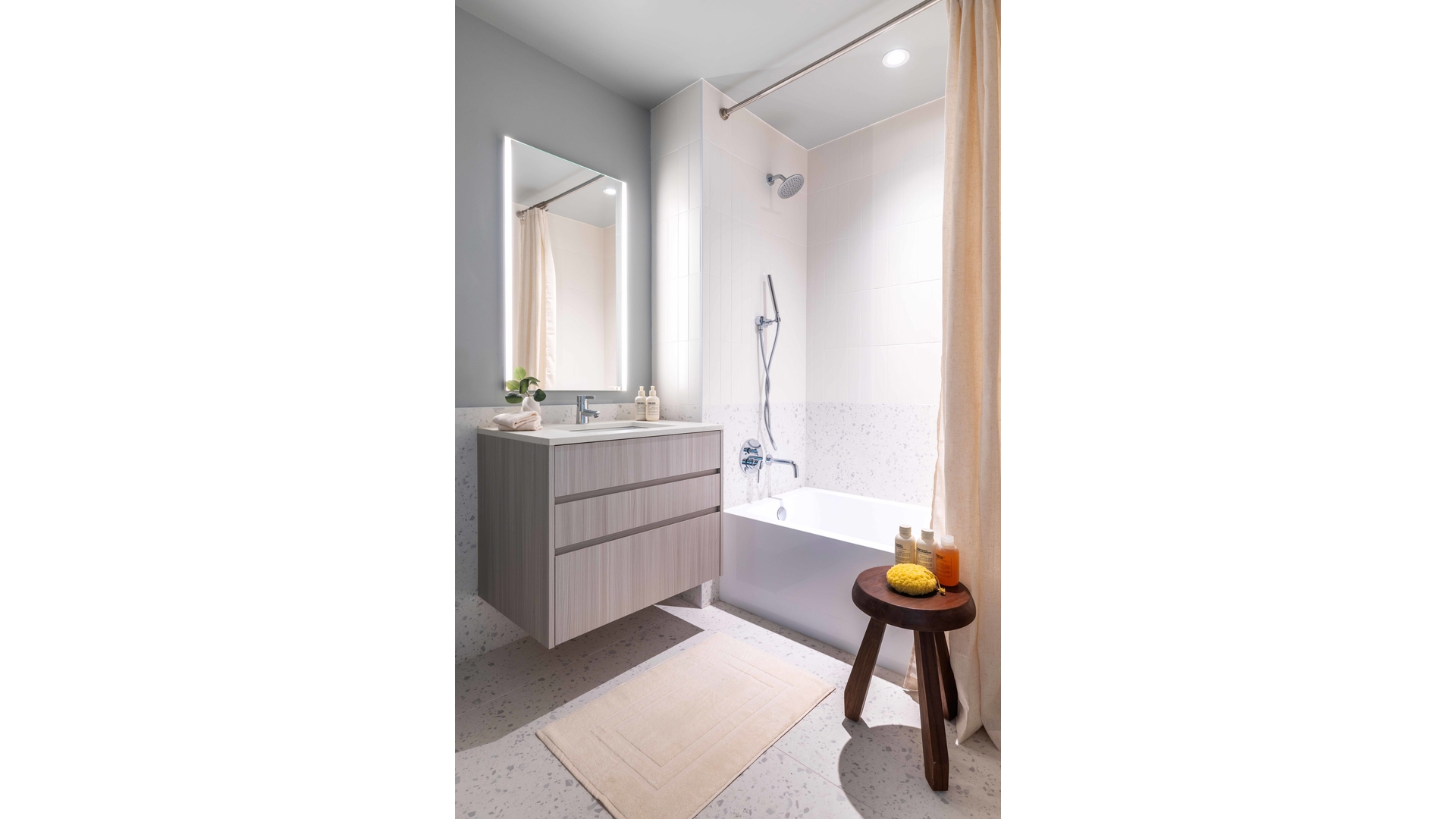 #13 photo, 300 E 50TH Street, ম্যানহাটন Turtle Bay , NY 10022