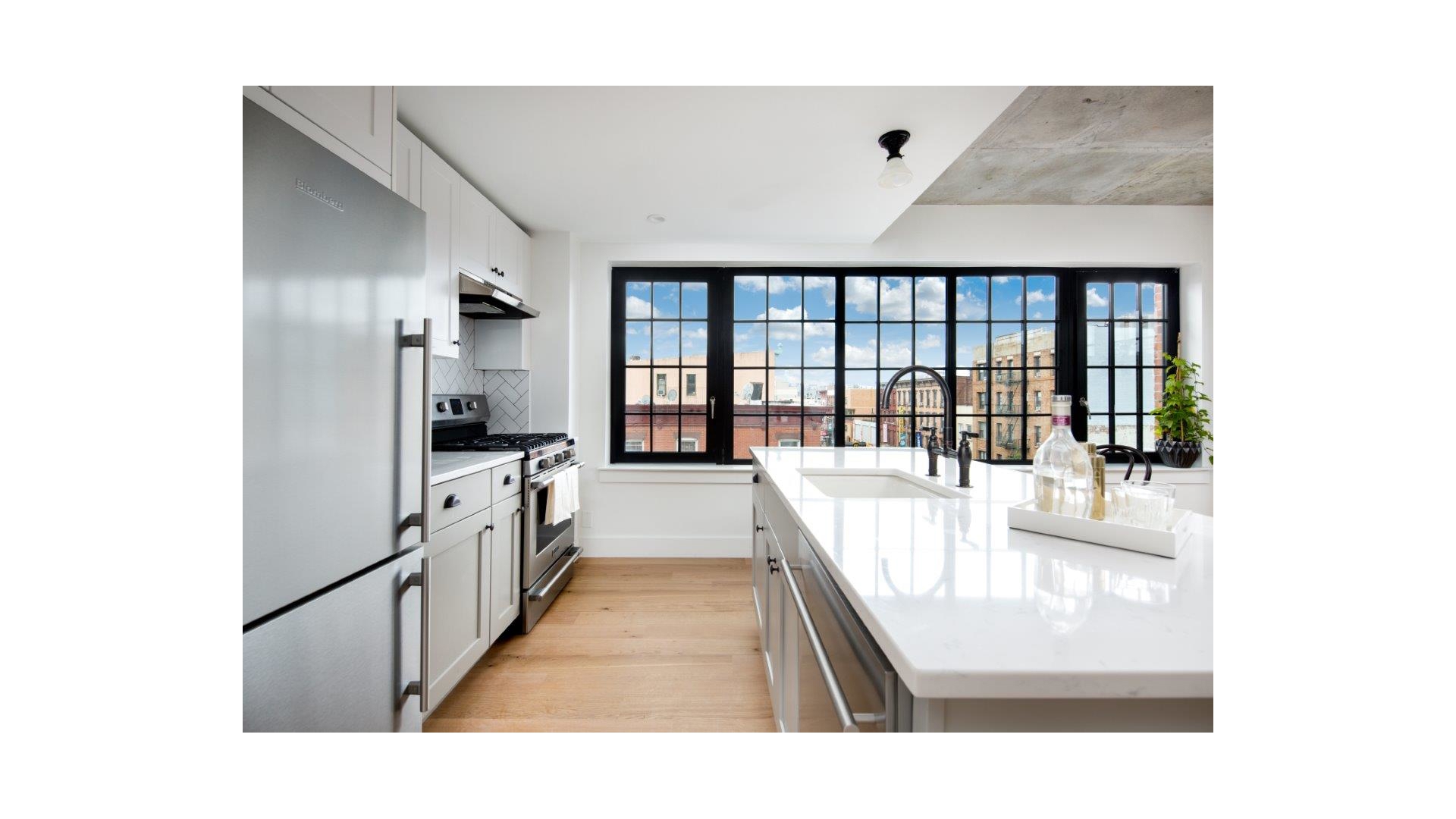 #3 photo, 774 GRAND Street, Williamsburg , NY 11211