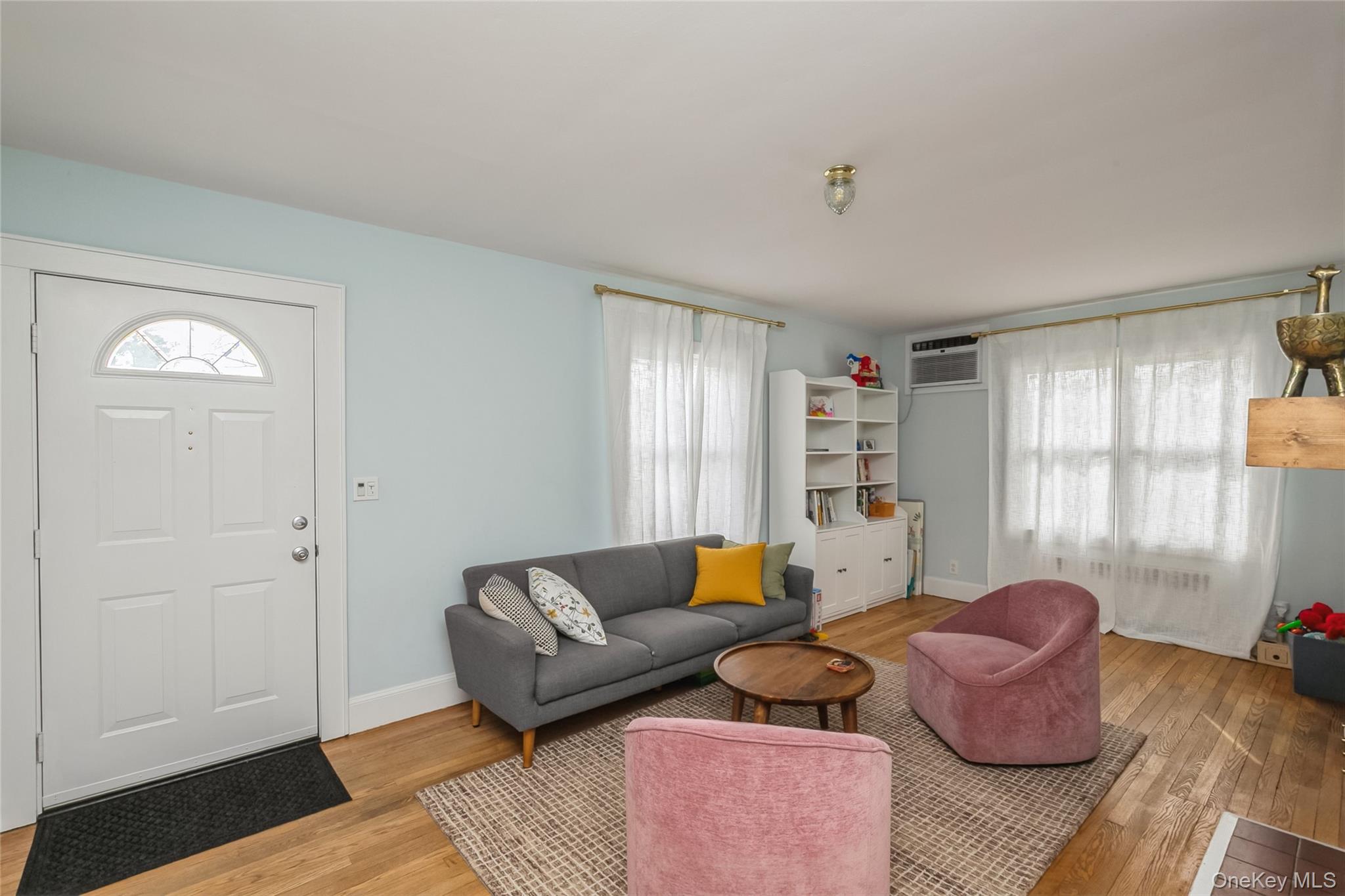 #16 photo, 413 3rd Street, East Northport , NY 11731