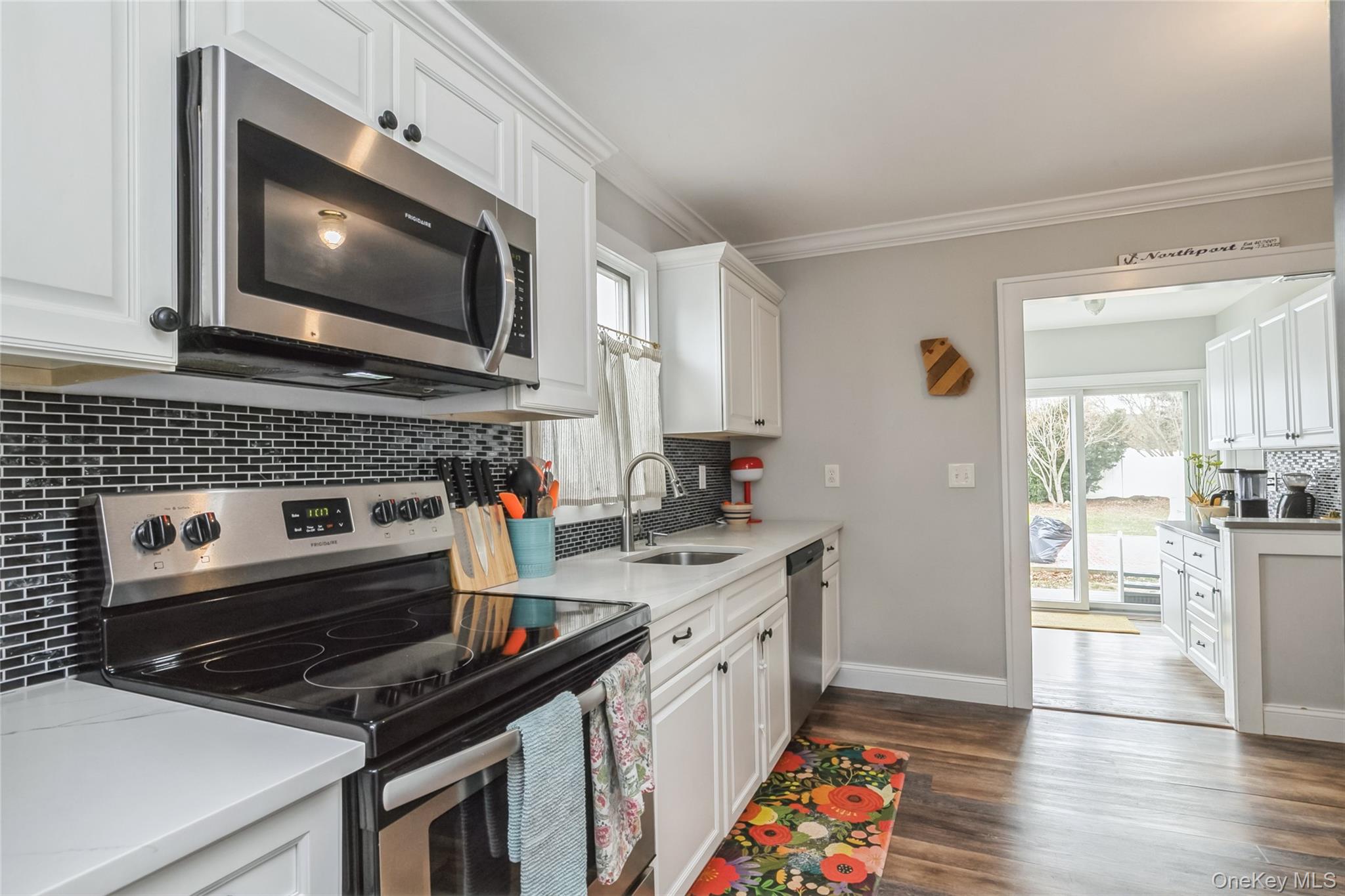 #17 photo, 413 3rd Street, East Northport , NY 11731