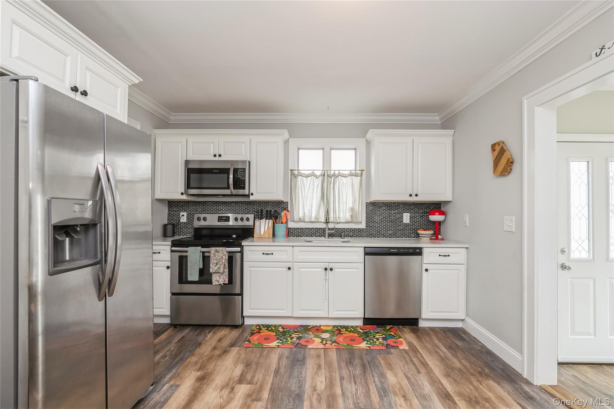 #4 photo, 413 3rd Street, East Northport , NY 11731