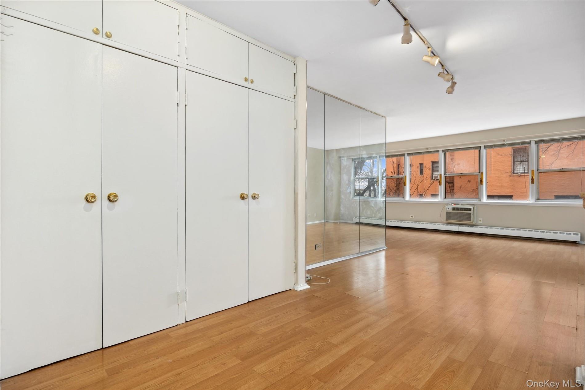 #3 photo, 87-15 165th Street, Jamaica , NY 11432