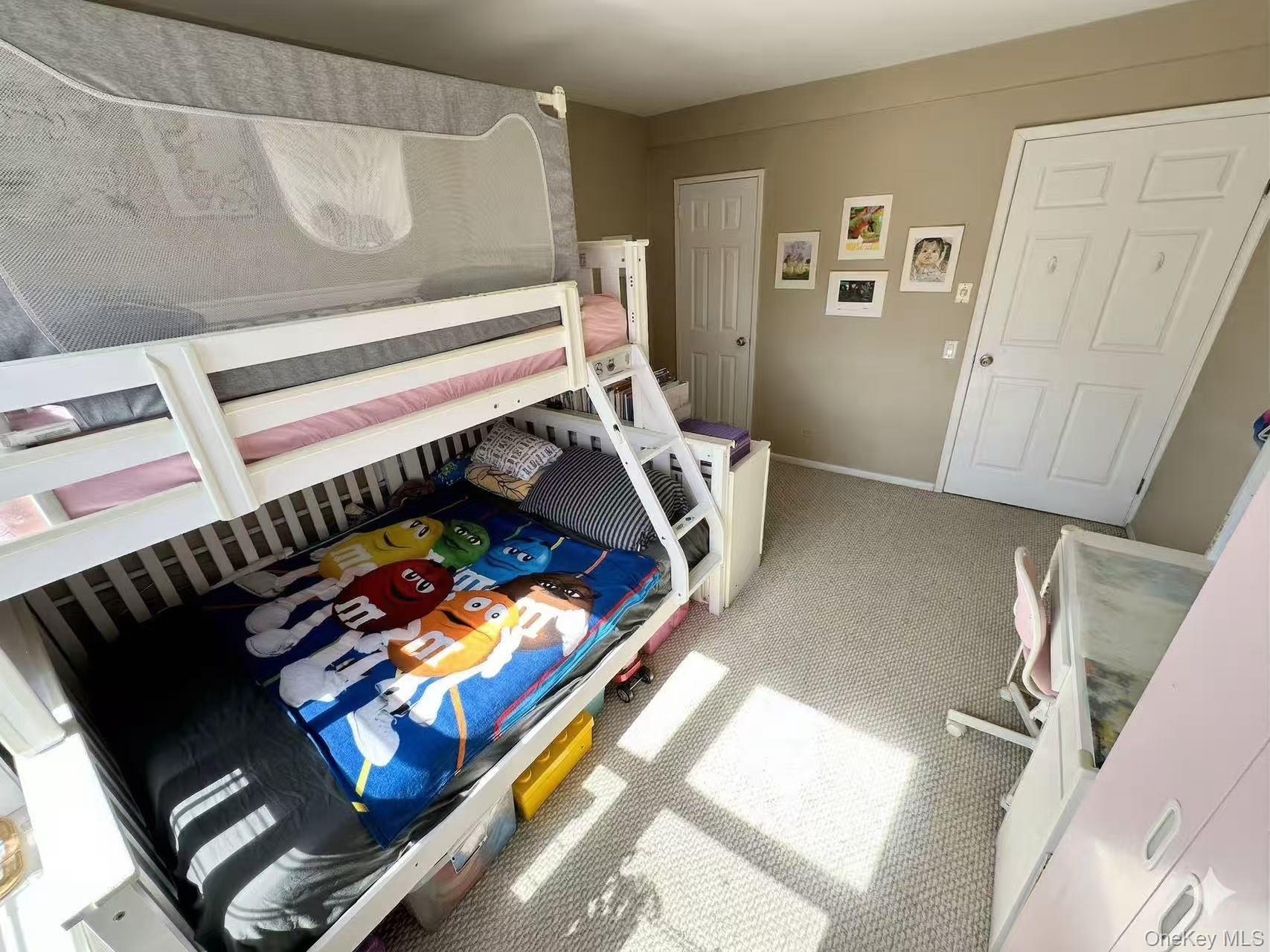 #2 photo, 224-24 Union Turnpike, Oakland Gardens , NY 11427