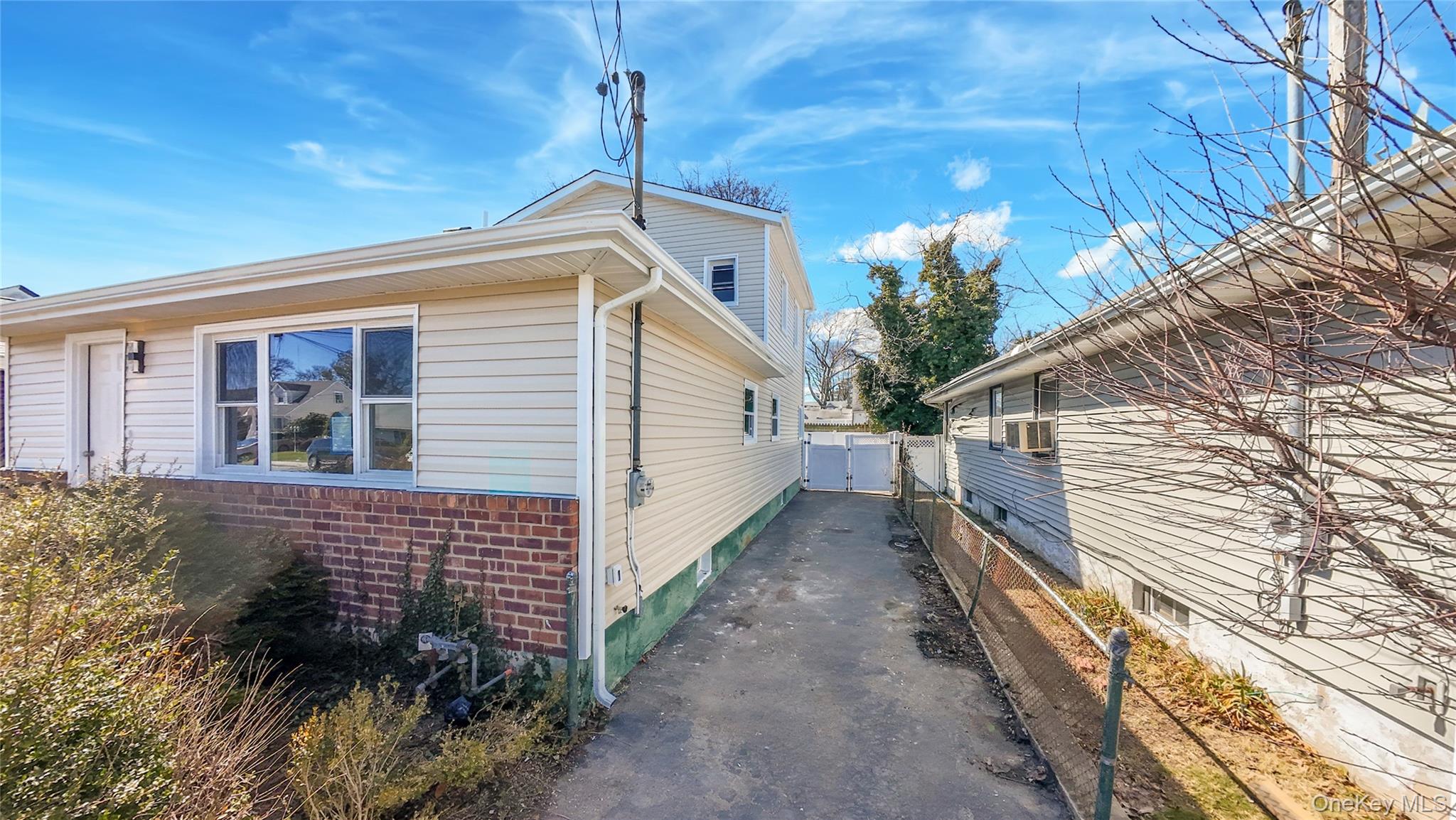 #10 photo, 37 Lancaster Place, নাসাউ কাউন্টি Hempstead , NY 11550