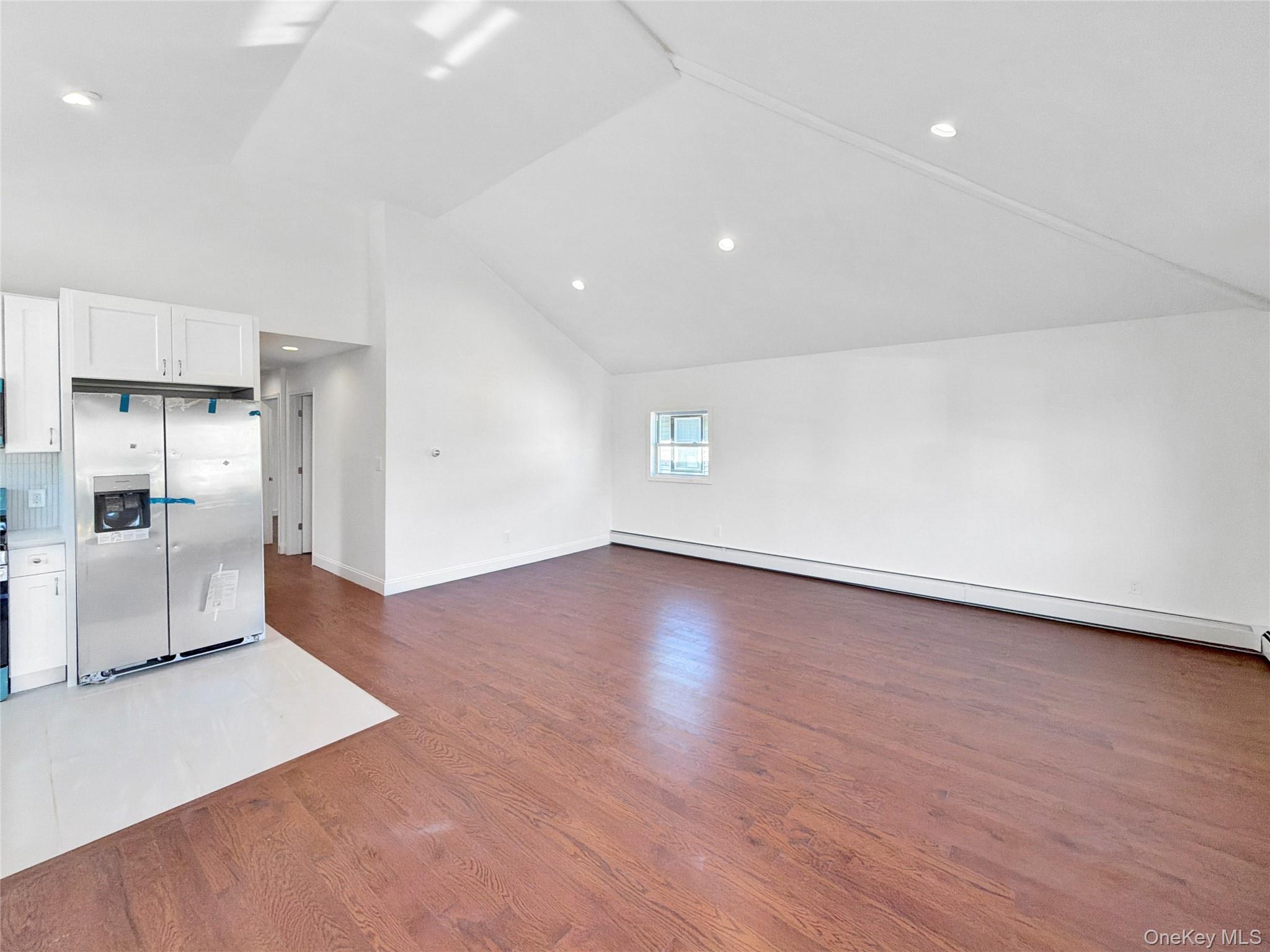 #16 photo, 37 Lancaster Place, নাসাউ কাউন্টি Hempstead , NY 11550