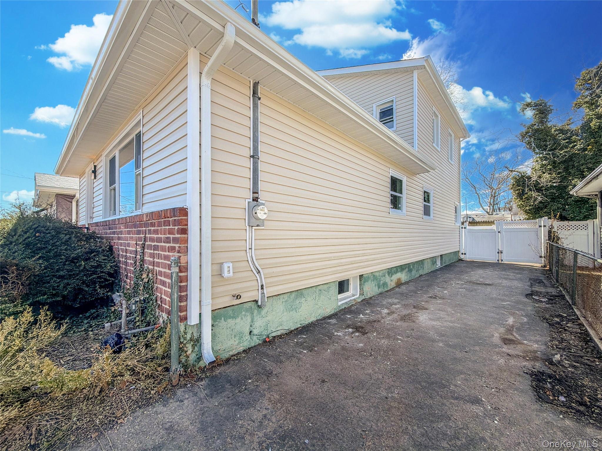 #9 photo, 37 Lancaster Place, নাসাউ কাউন্টি Hempstead , NY 11550