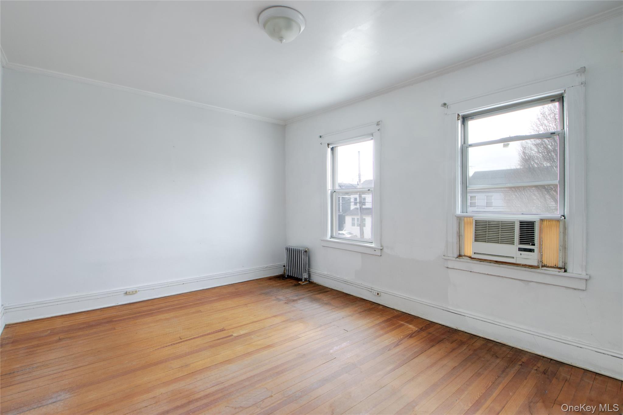 #13 photo, 9031 204th Street, Hollis , NY 11423