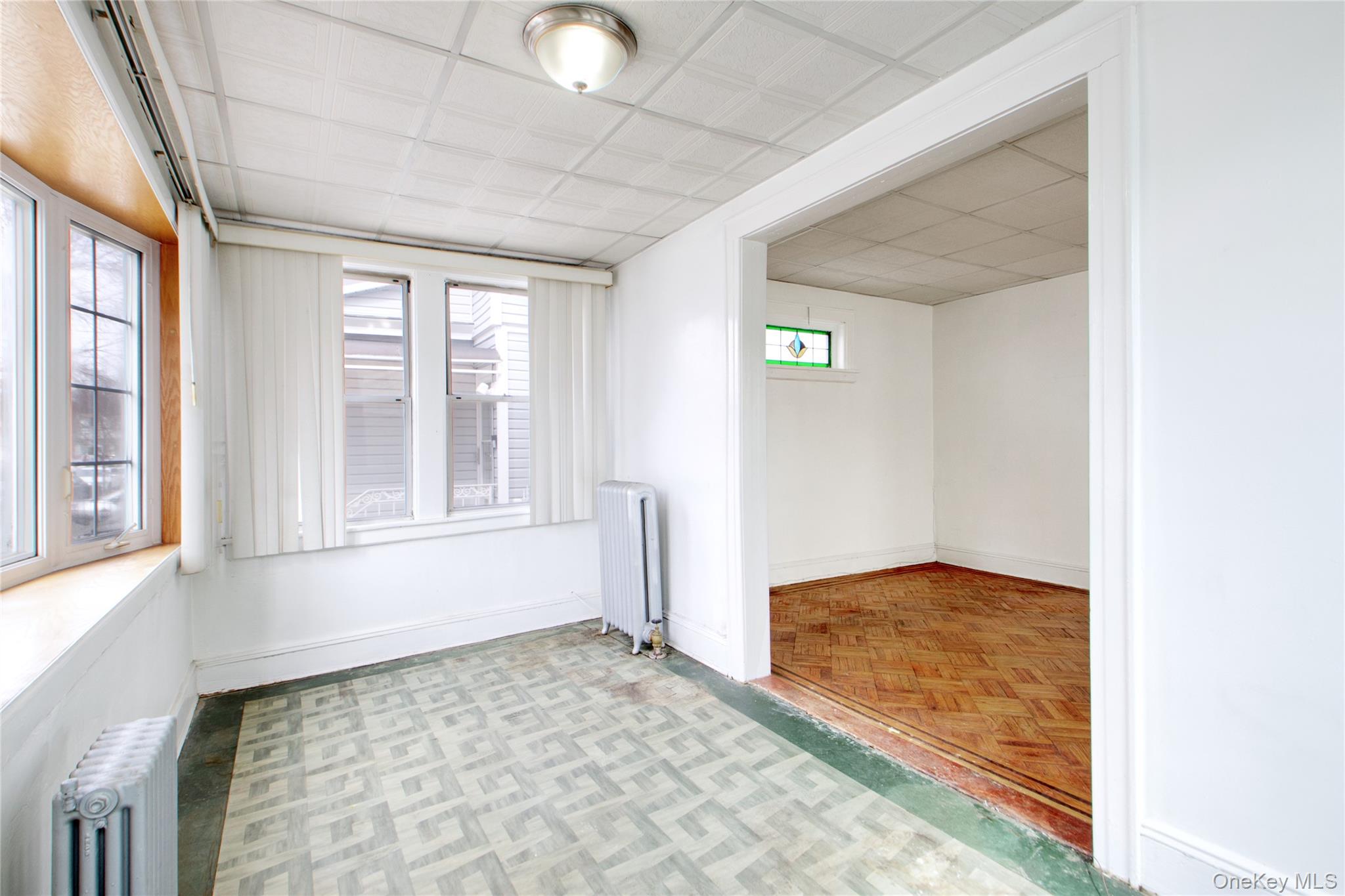 #4 photo, 9031 204th Street, Hollis , NY 11423