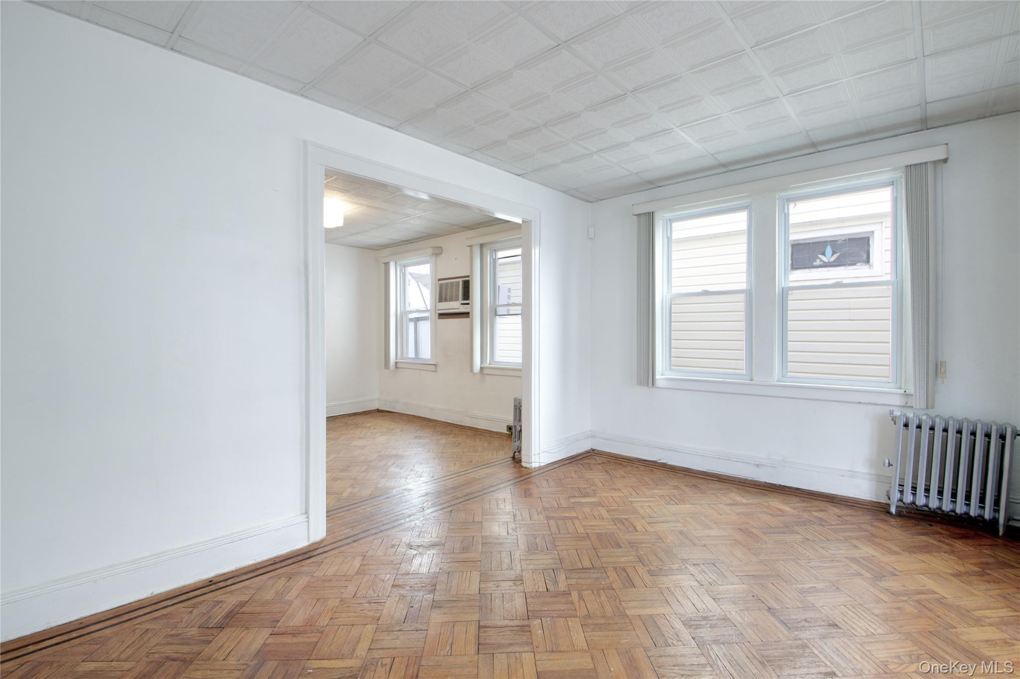 #5 photo, 9031 204th Street, Hollis , NY 11423