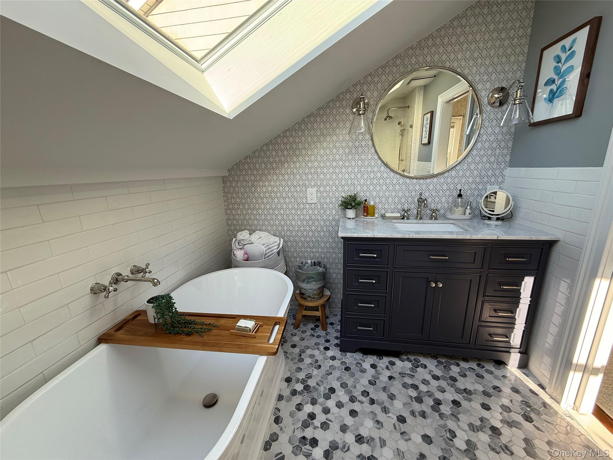 #11 photo, 105 Myrtle Avenue, Port Jefferson , NY 11777