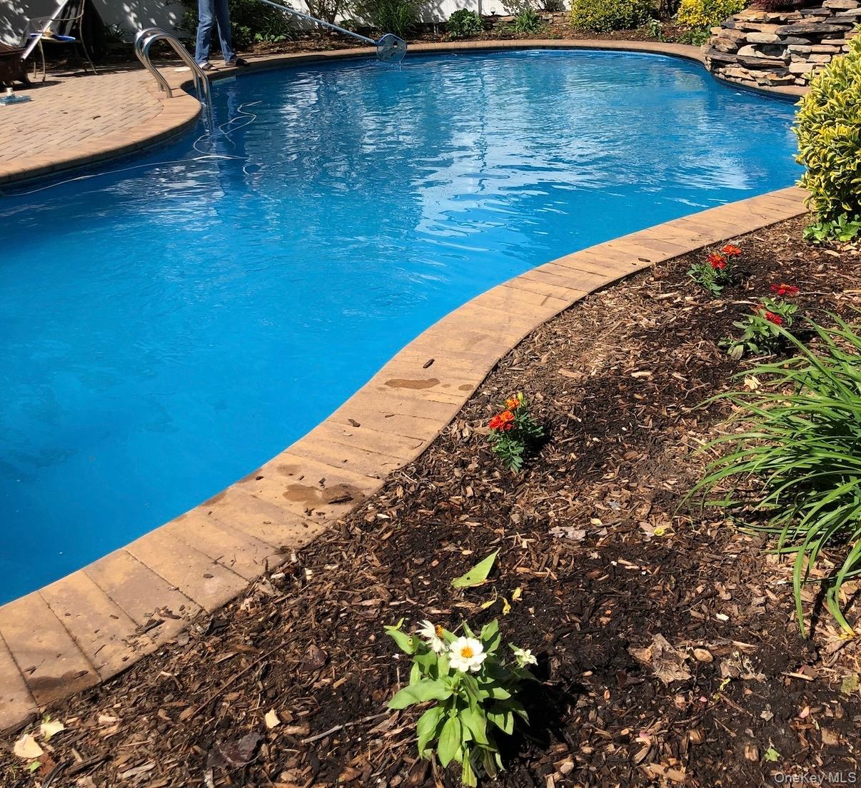 #18 photo, 105 Myrtle Avenue, Port Jefferson , NY 11777