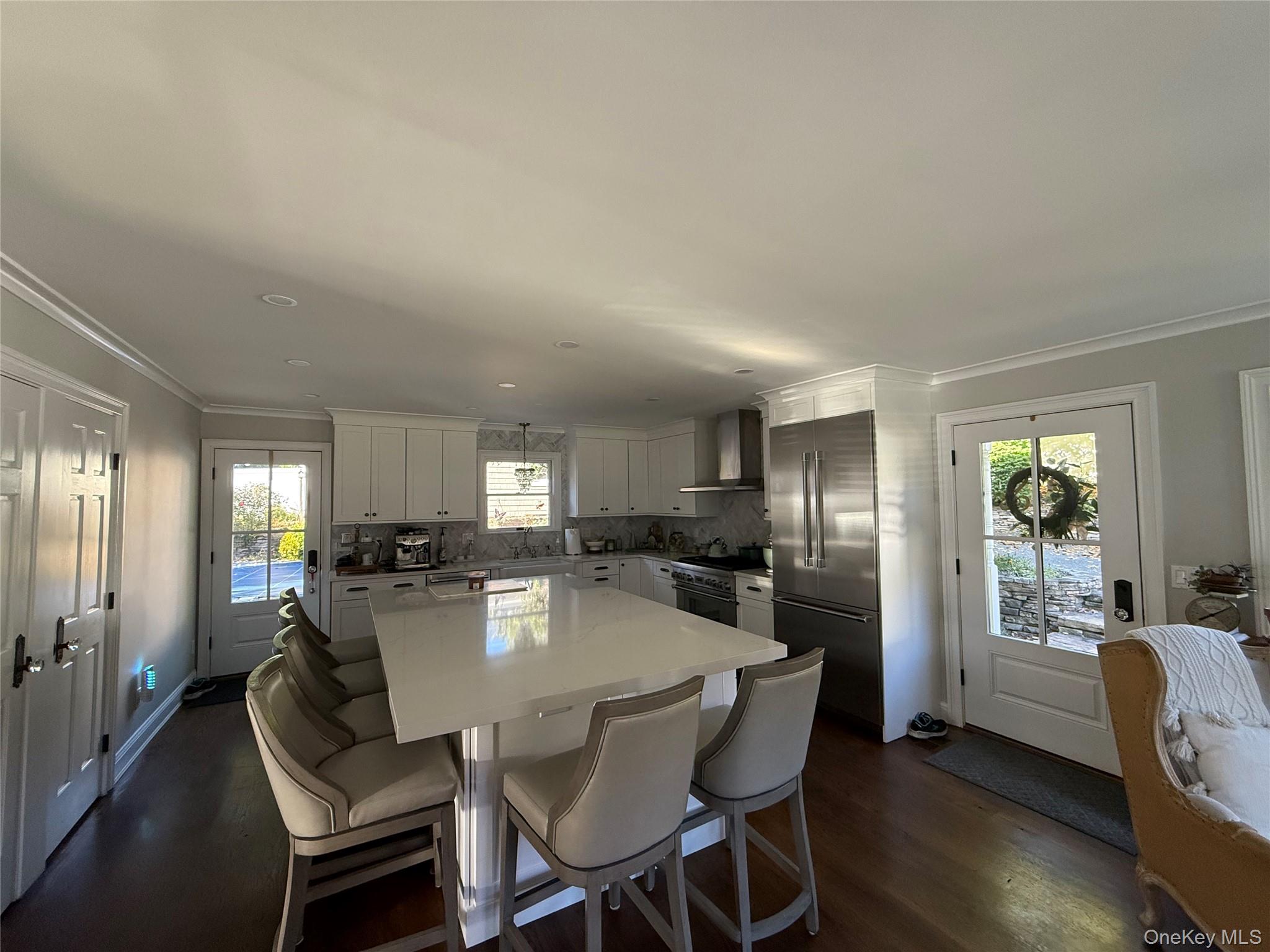 #3 photo, 105 Myrtle Avenue, Port Jefferson , NY 11777