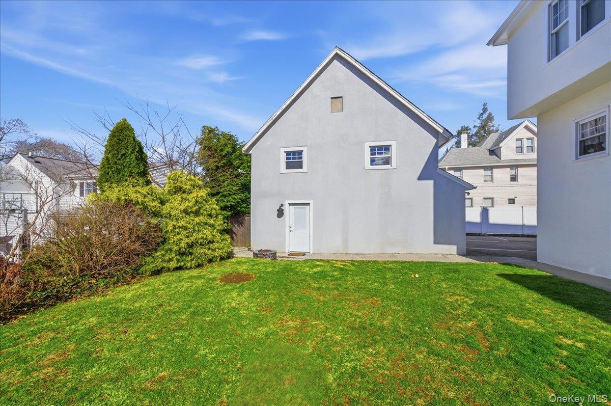 #13 photo, 32 Orchard Street, Pleasantville , NY 10570