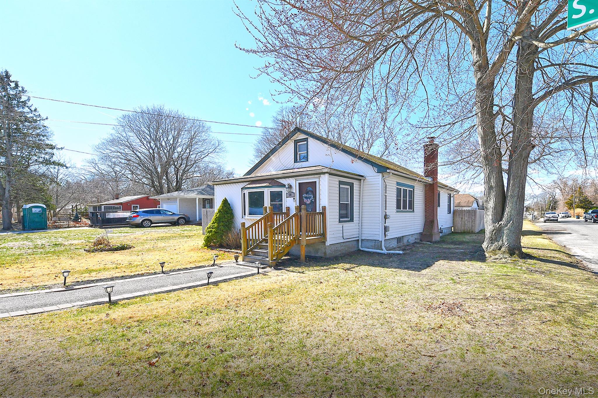 #1 photo, 50 S Evergreen Drive, সাফোক কাউন্টি Selden , NY 11784