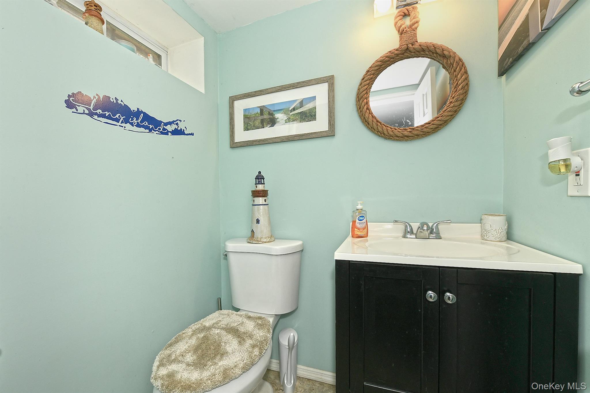 #20 photo, 50 S Evergreen Drive, সাফোক কাউন্টি Selden , NY 11784