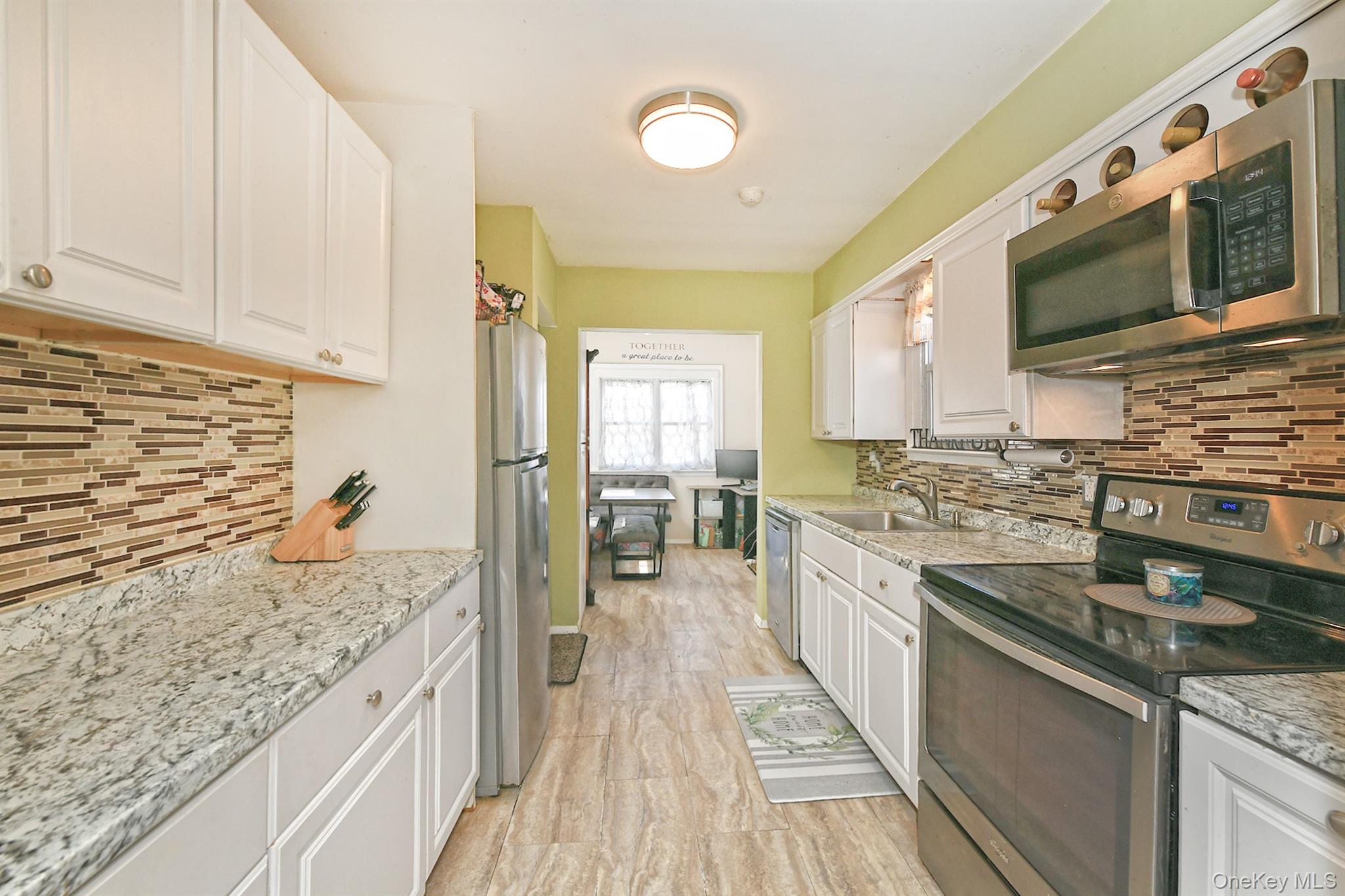 #8 photo, 50 S Evergreen Drive, সাফোক কাউন্টি Selden , NY 11784