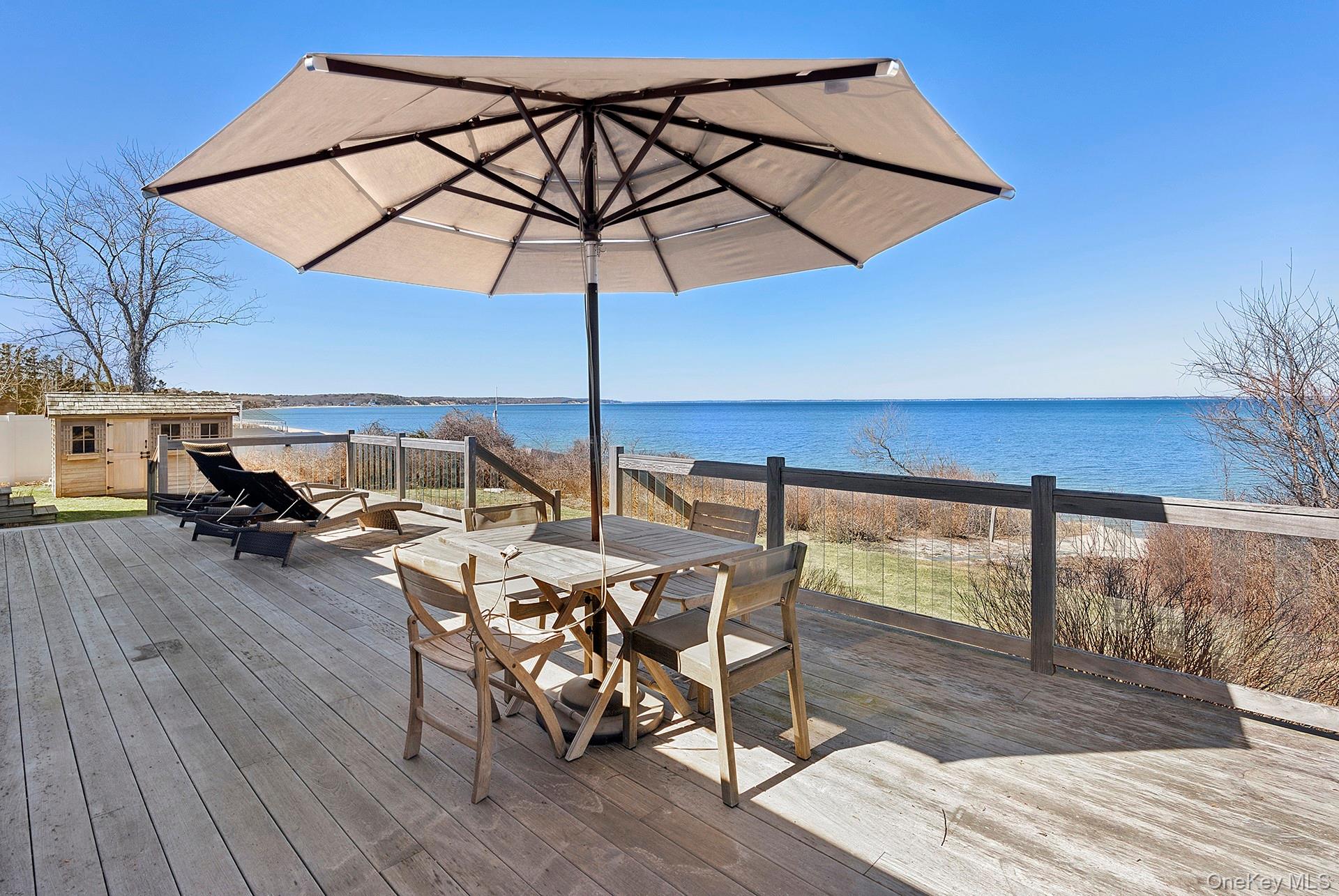 #17 photo, 22 Peconic Crescent, সাফোক কাউন্টি Hampton Bays , NY 11946