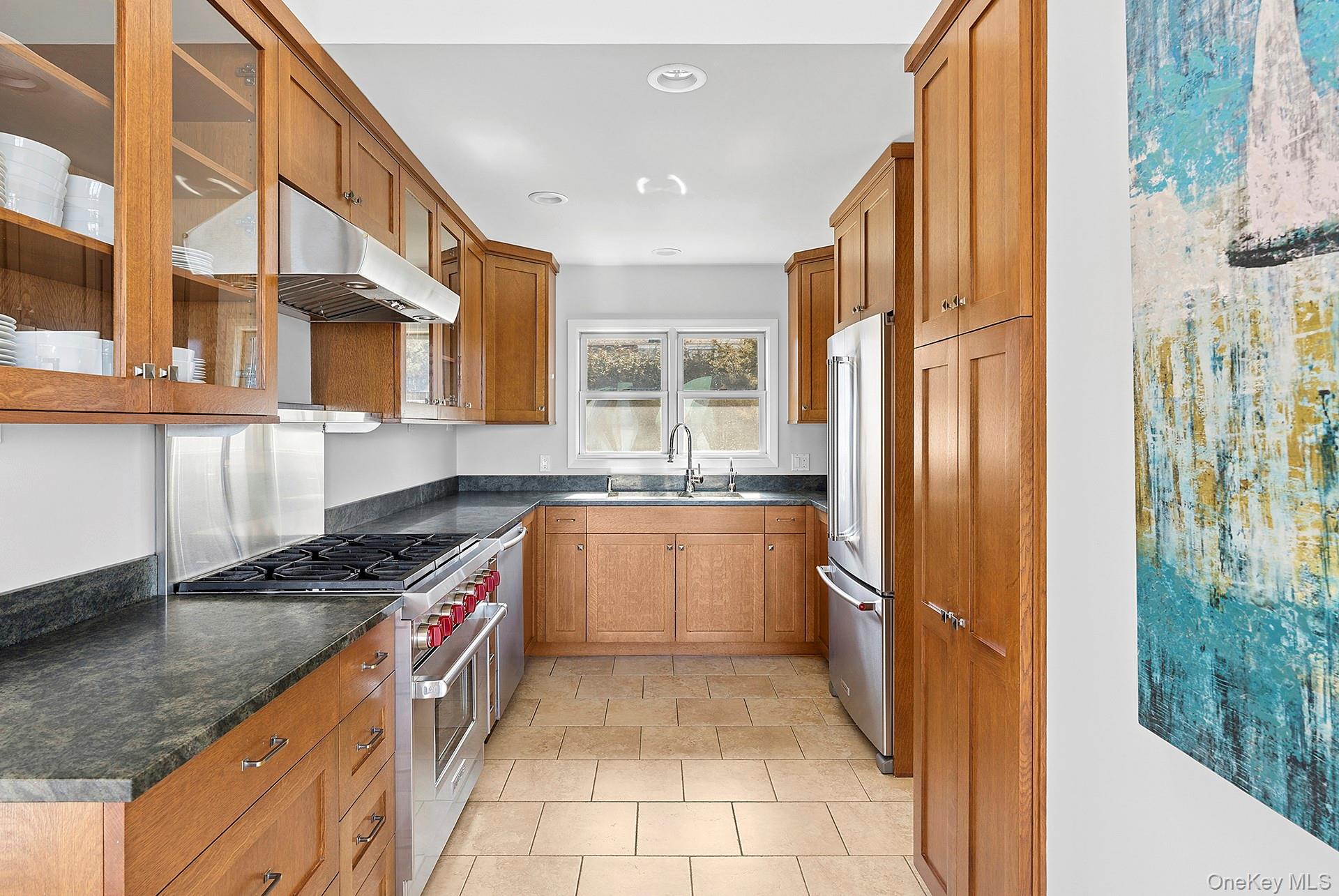 #7 photo, 22 Peconic Crescent, সাফোক কাউন্টি Hampton Bays , NY 11946