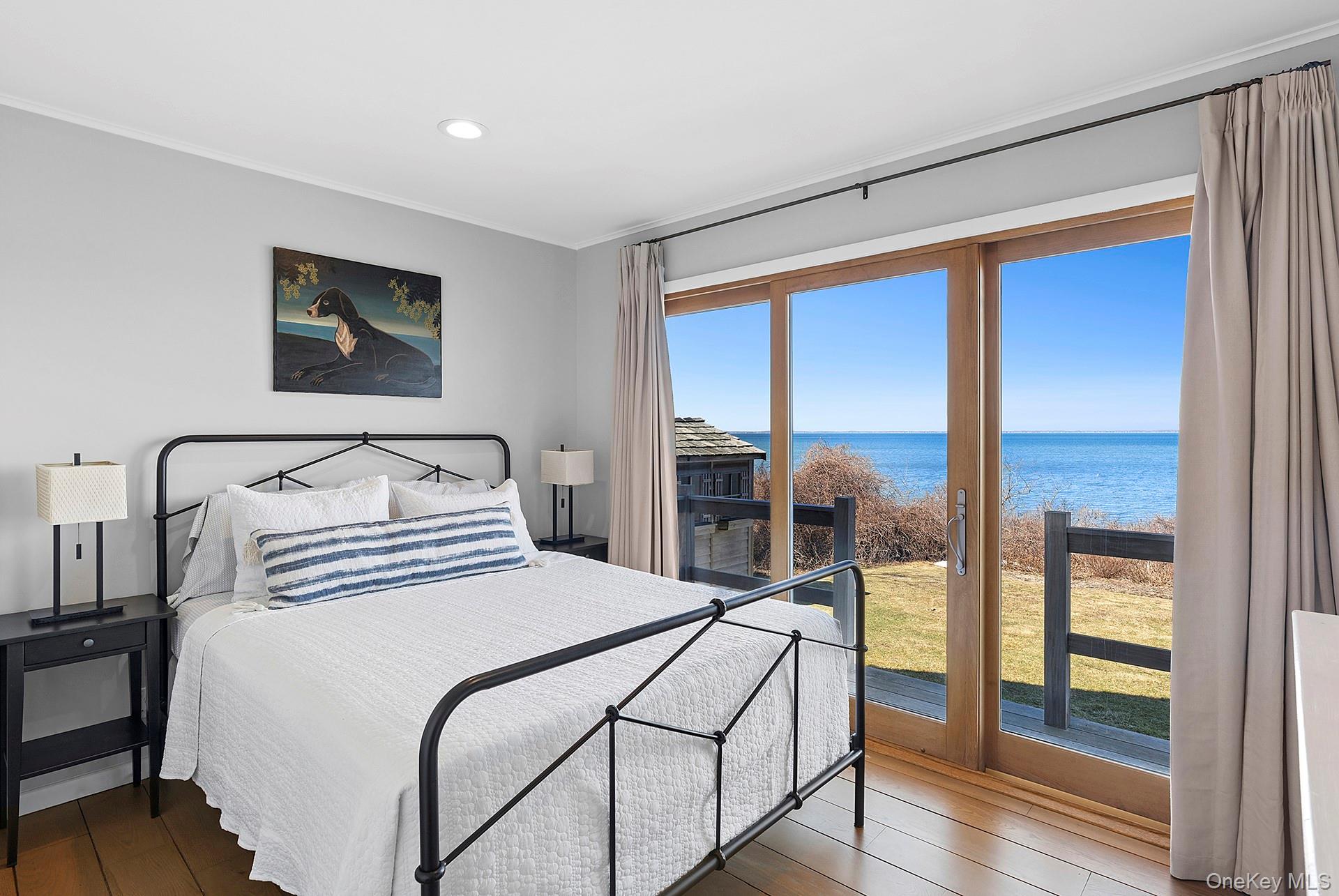 #9 photo, 22 Peconic Crescent, সাফোক কাউন্টি Hampton Bays , NY 11946