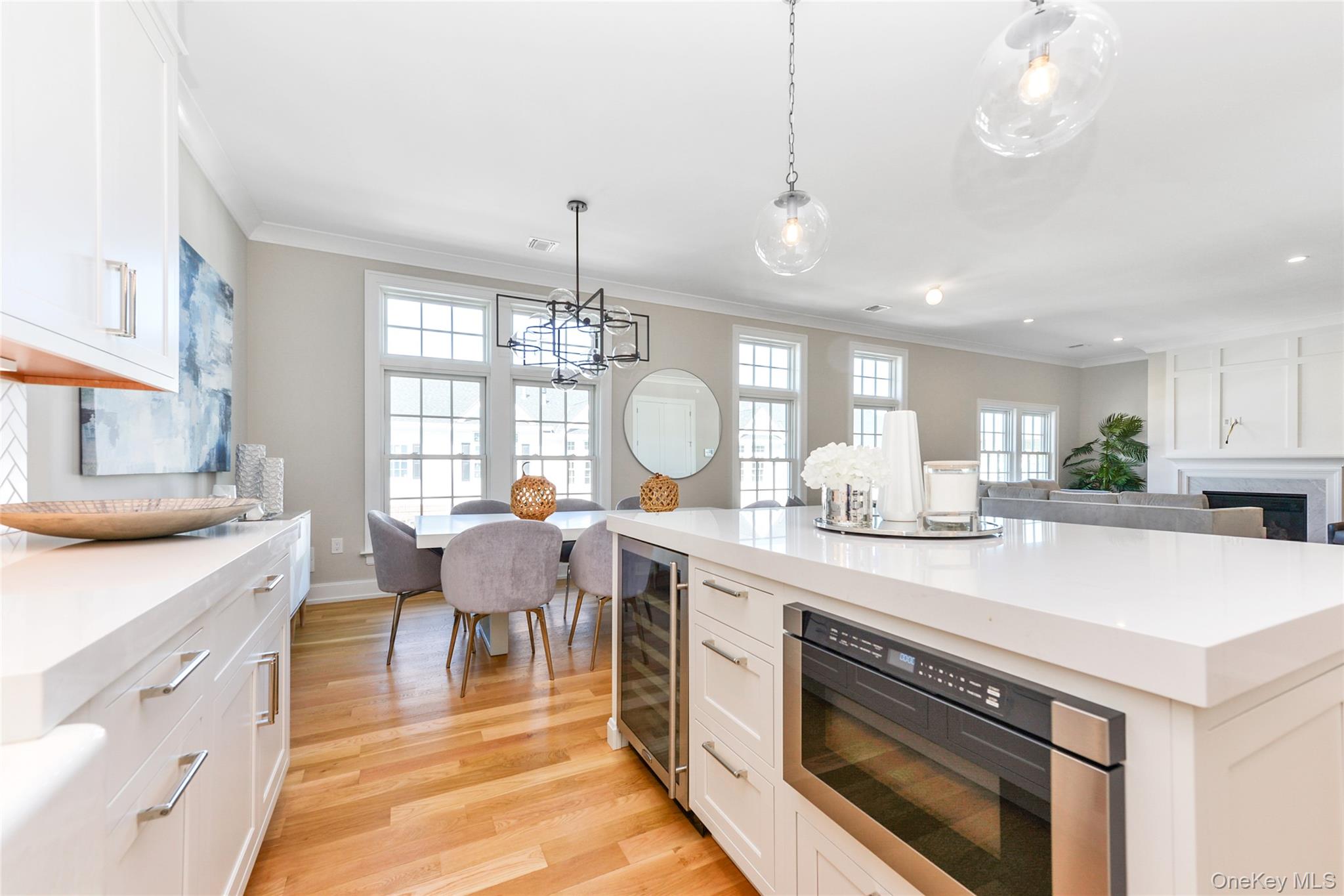 #10 photo, 601 Grist Mill Circle, Roslyn , NY 11576