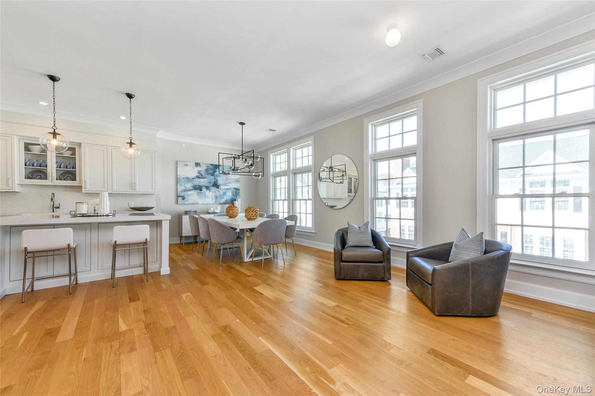 #6 photo, 601 Grist Mill Circle, Roslyn , NY 11576