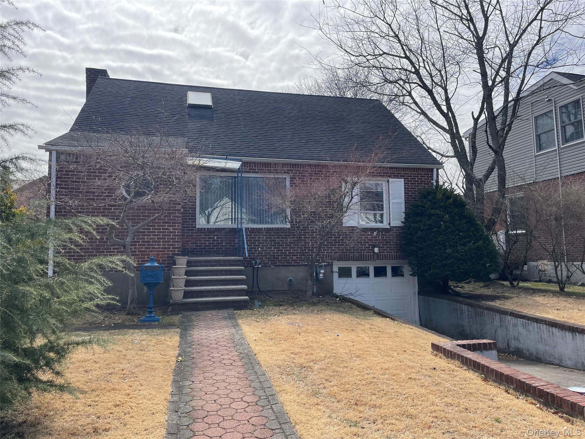 #1 photo, 8 Cameron Lane, Valley Stream , NY 11581