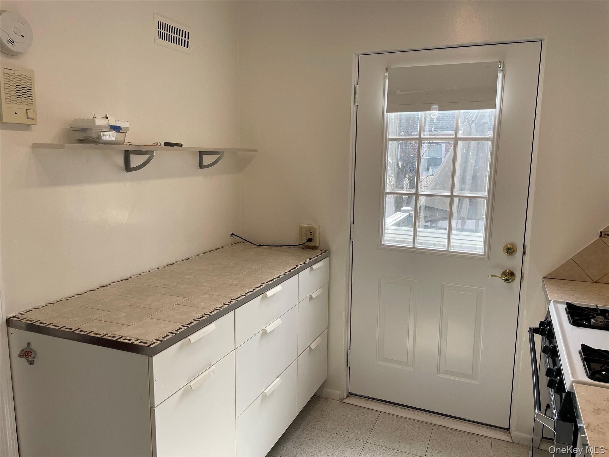 #10 photo, 8 Cameron Lane, Valley Stream , NY 11581