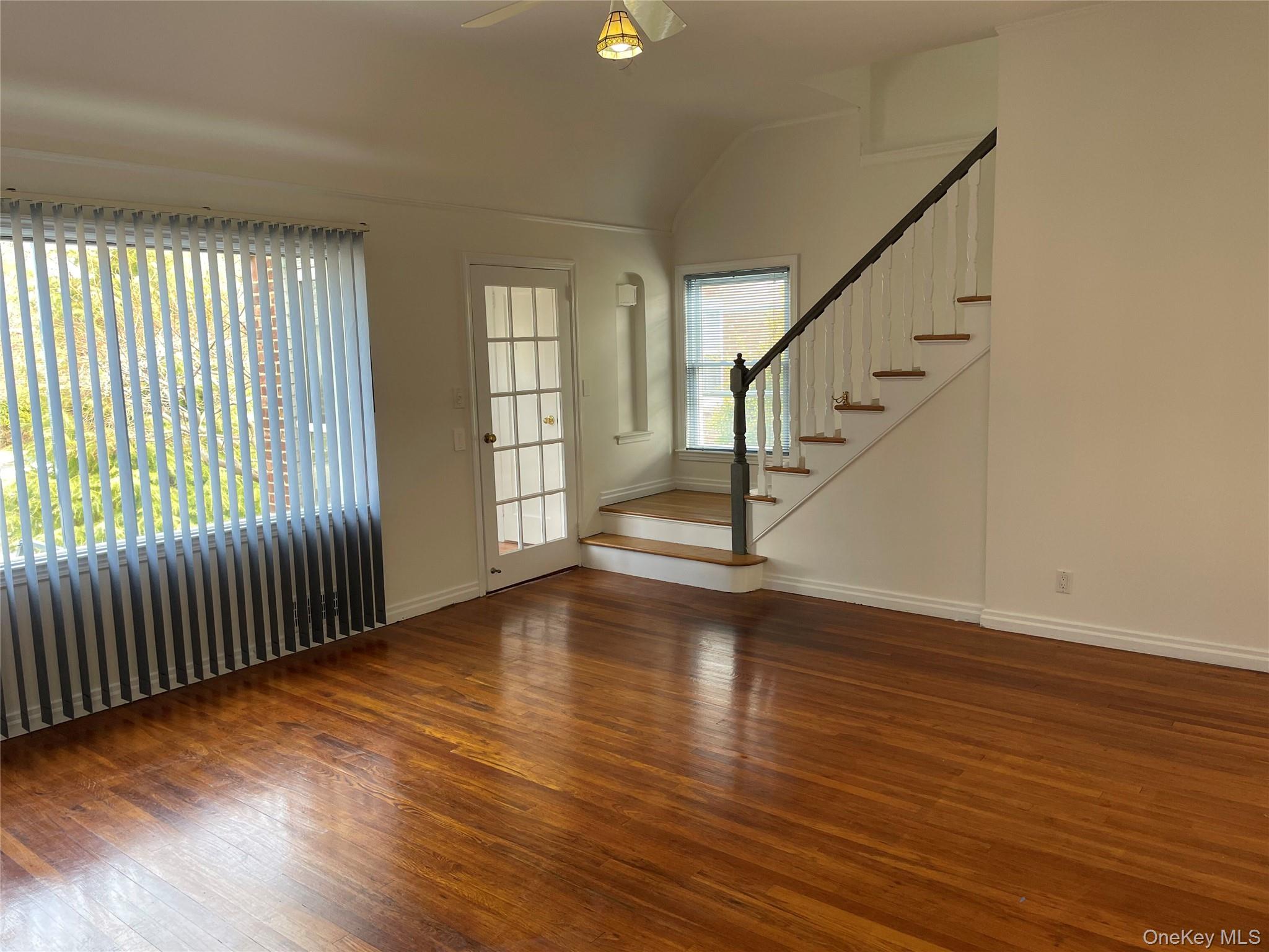 #4 photo, 8 Cameron Lane, Valley Stream , NY 11581