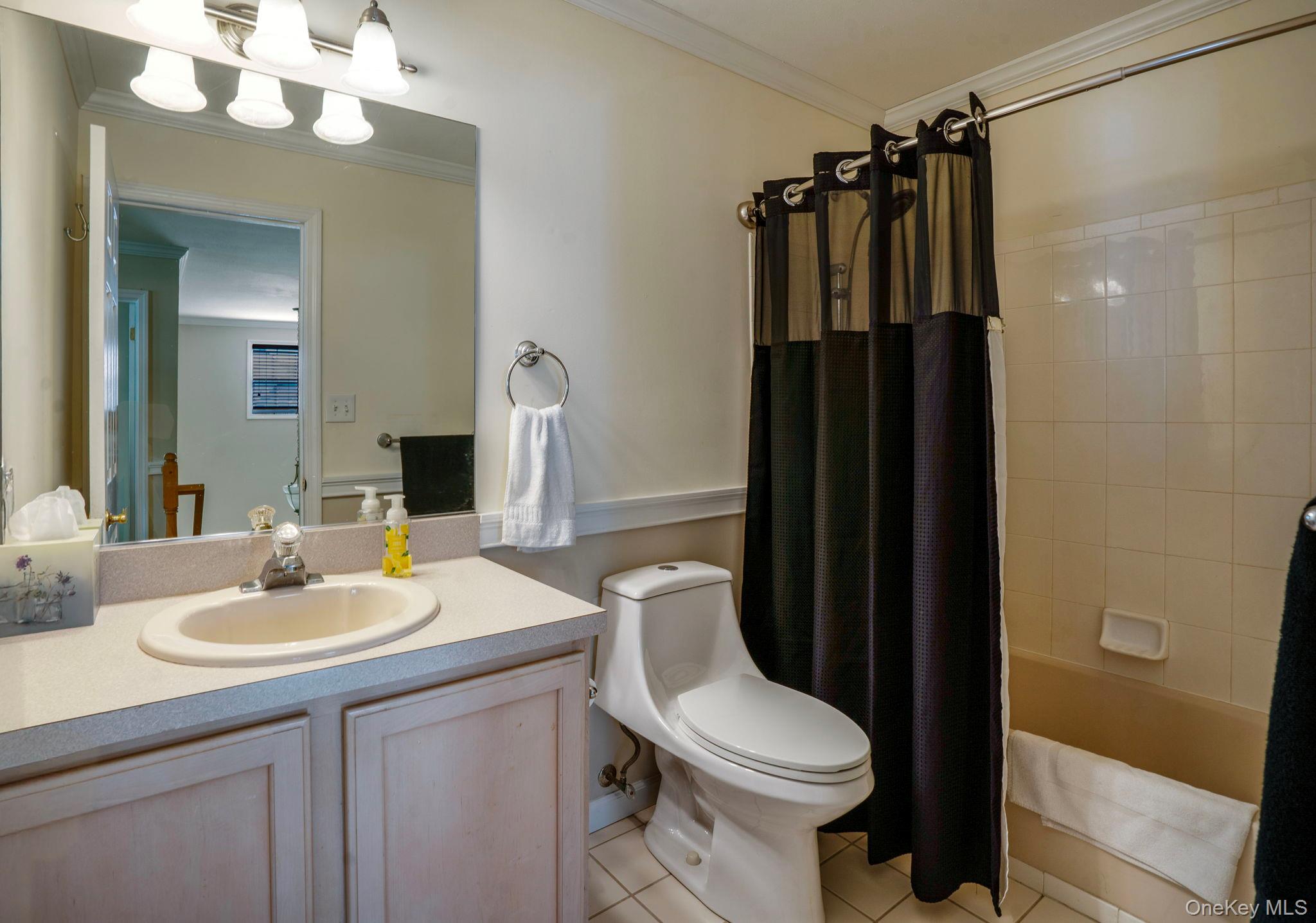 #17 photo, 24 Brookville Way, সাফোক কাউন্টি Manorville , NY 11949