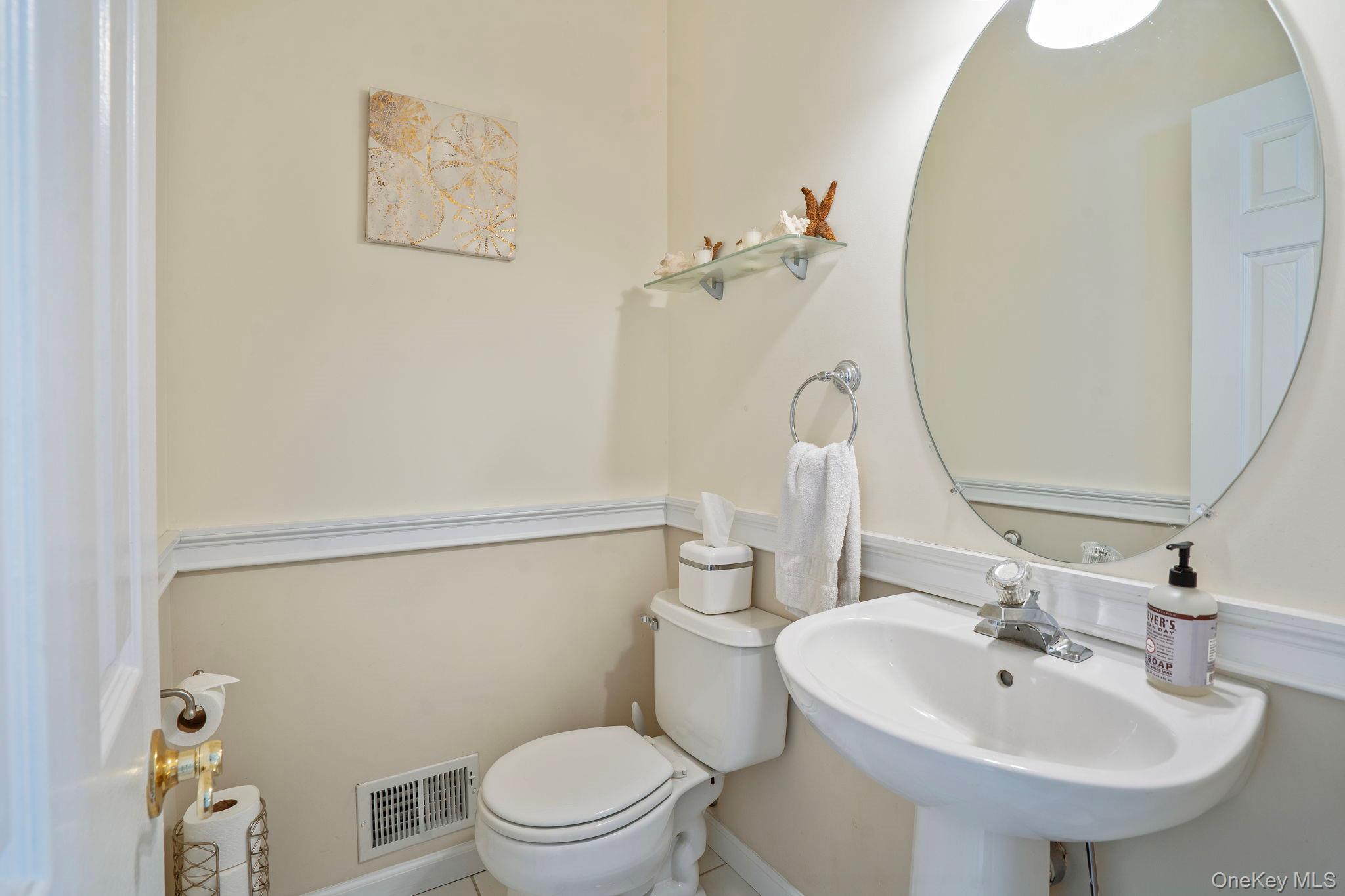 #19 photo, 24 Brookville Way, সাফোক কাউন্টি Manorville , NY 11949