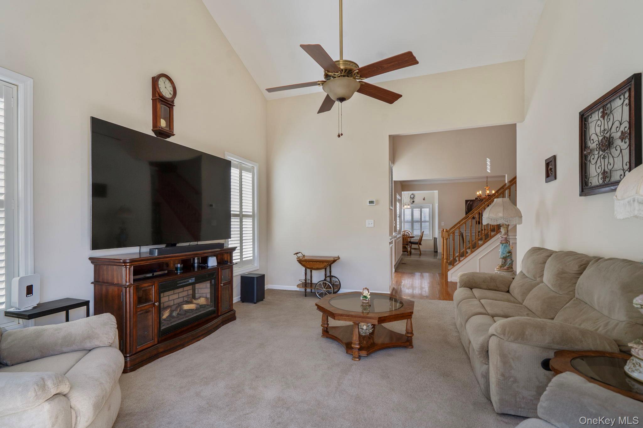 #4 photo, 24 Brookville Way, সাফোক কাউন্টি Manorville , NY 11949