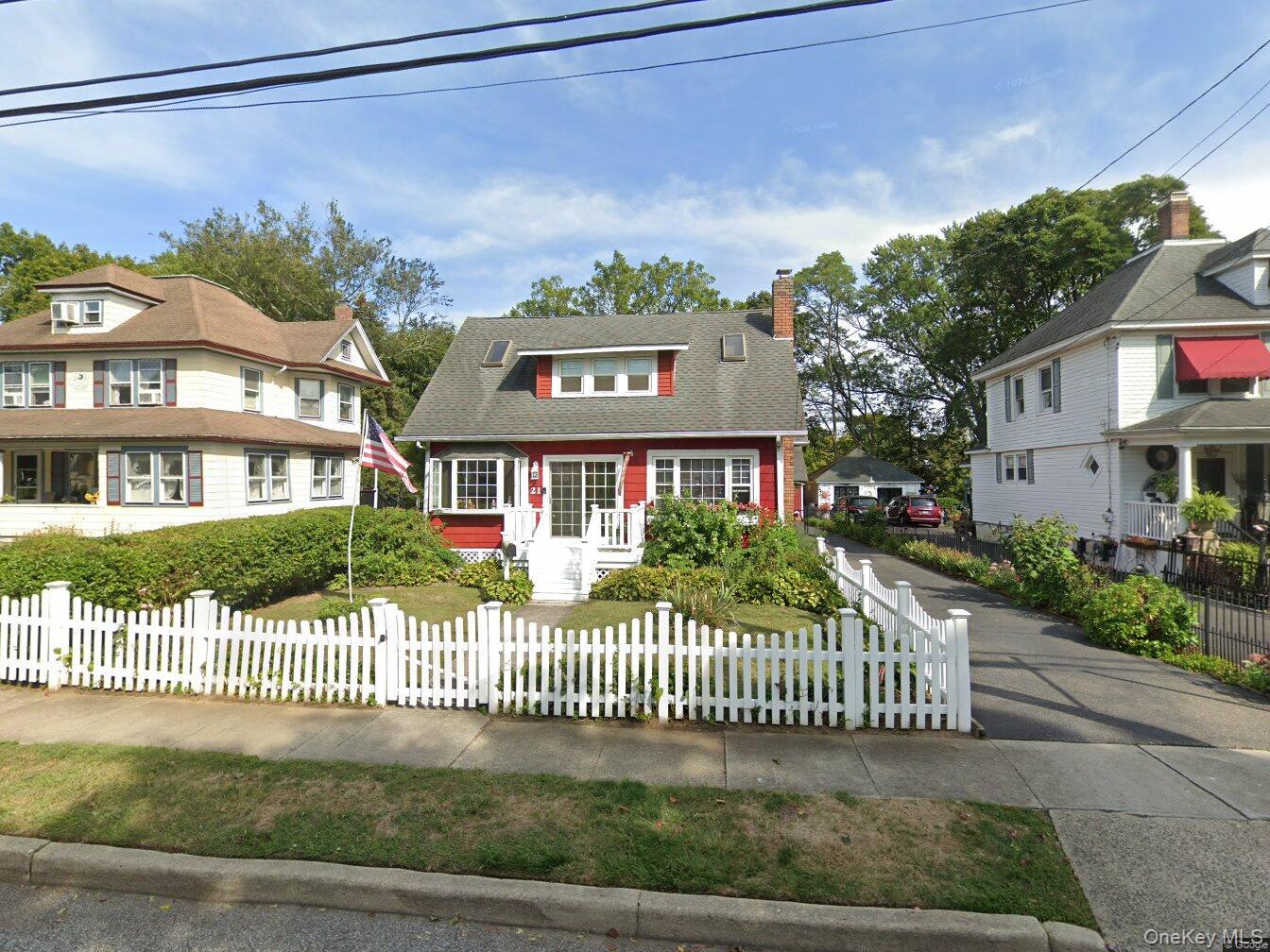 #6 photo, 21 Wellington Place, 東長島 Amityville , NY 11701