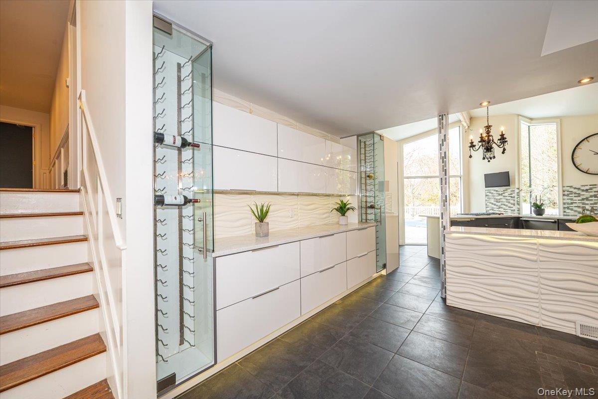 #18 photo, 87 Soundview Drive, Port Jefferson , NY 11777