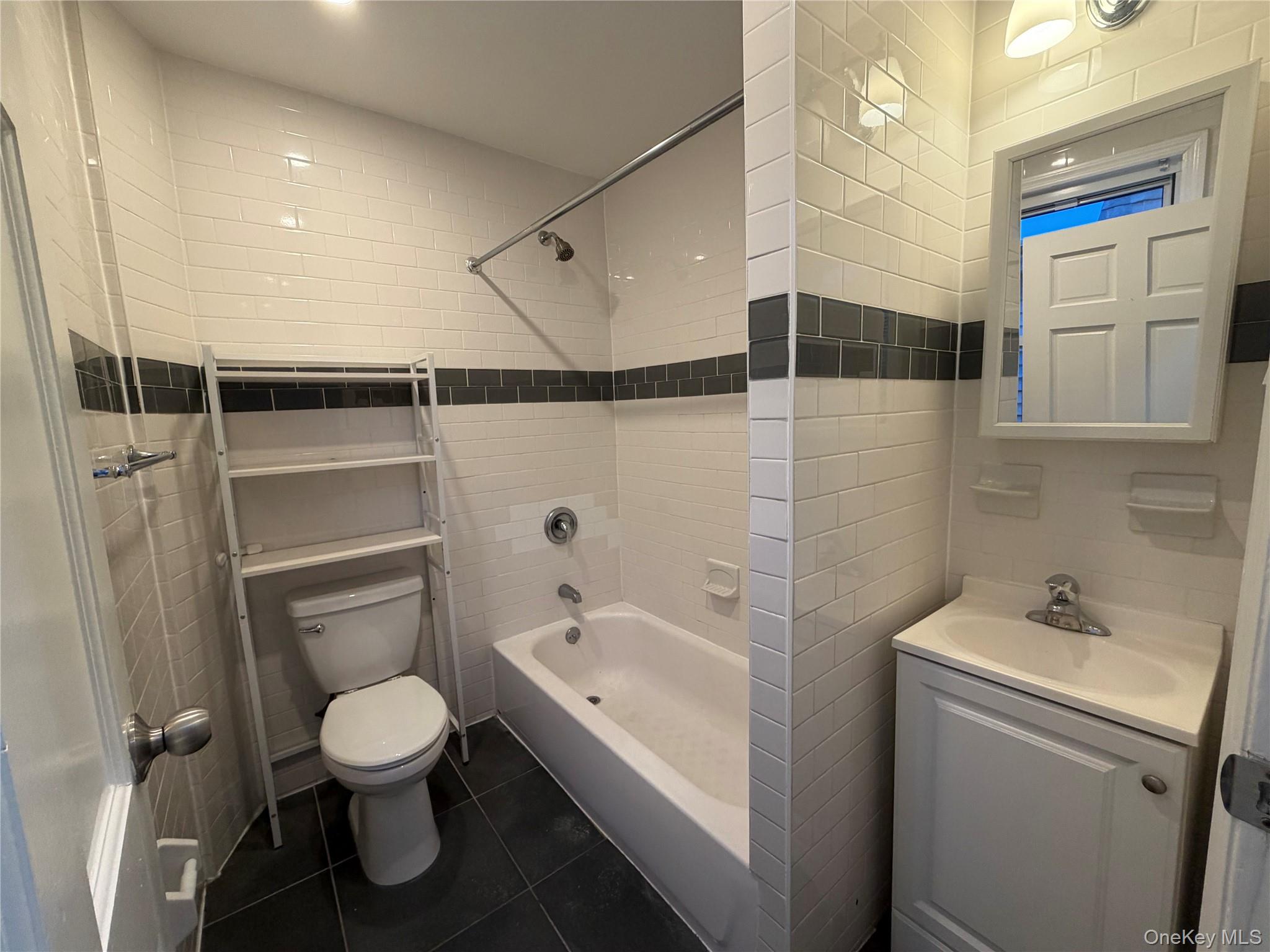 #18 photo, 181 Beach 90th Street, Rockaway Beach , NY 11693