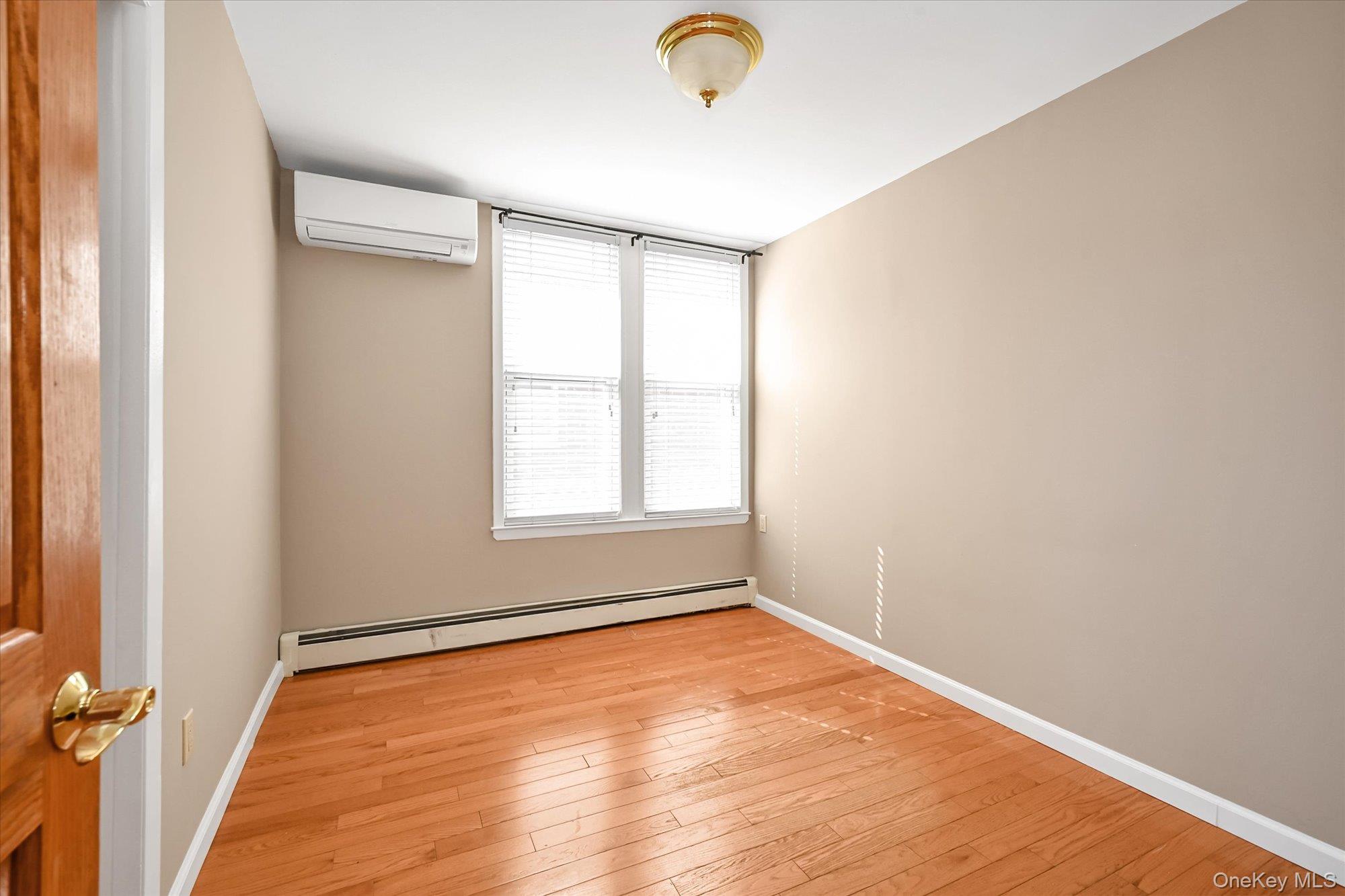 #13 photo, 29-42 164th Street, Flushing , NY 11358