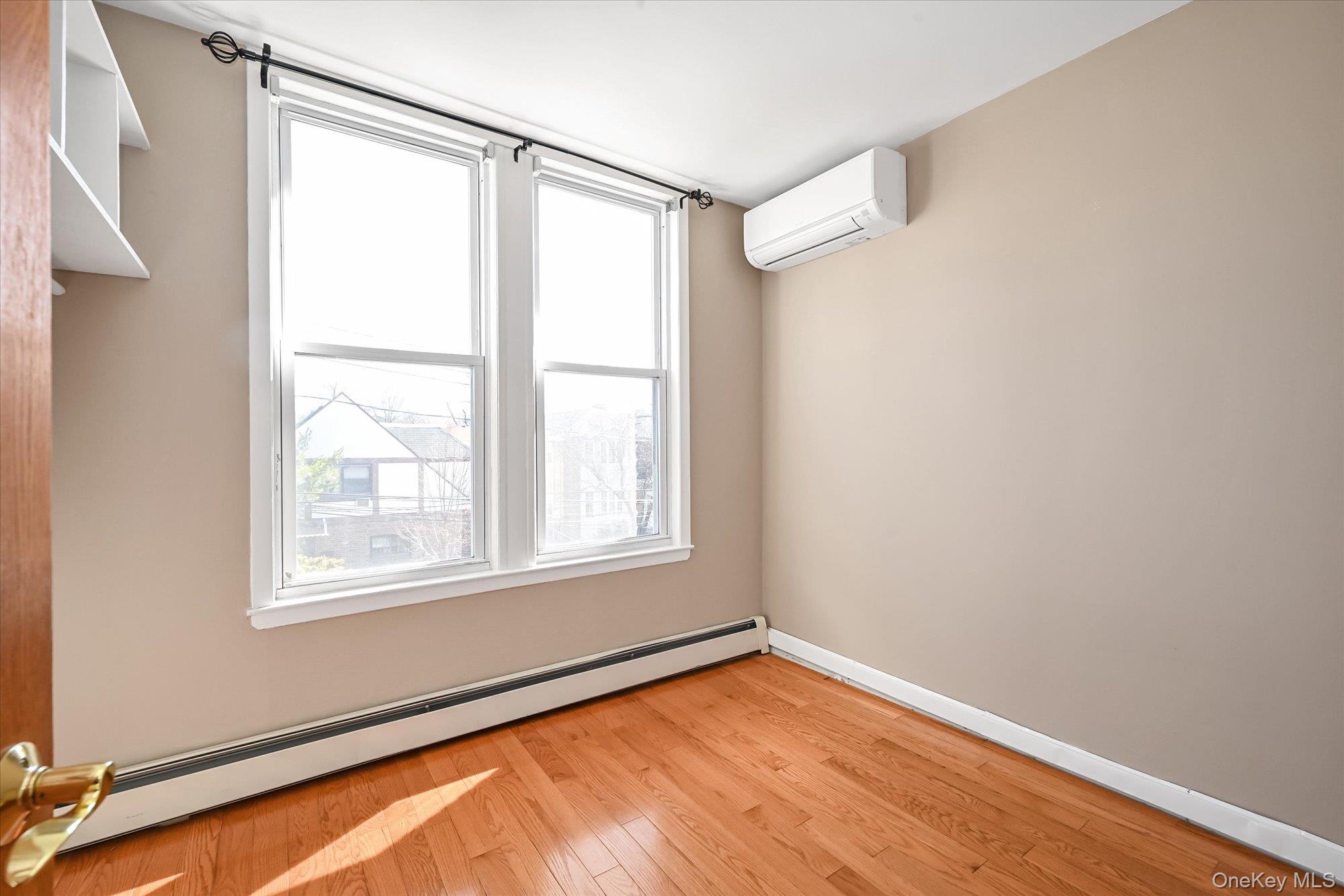 #14 photo, 29-42 164th Street, Flushing , NY 11358