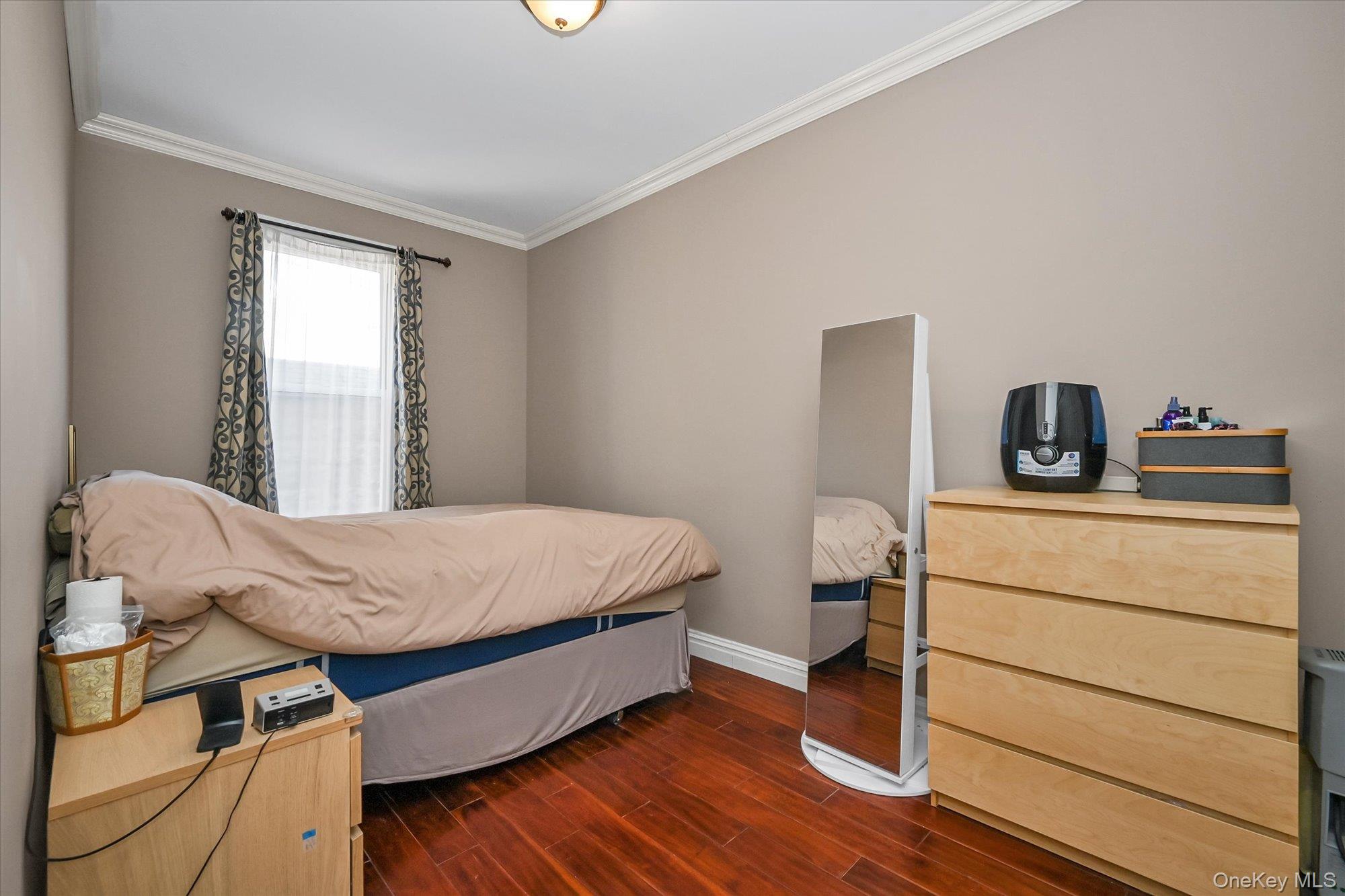 #7 photo, 29-42 164th Street, Flushing , NY 11358