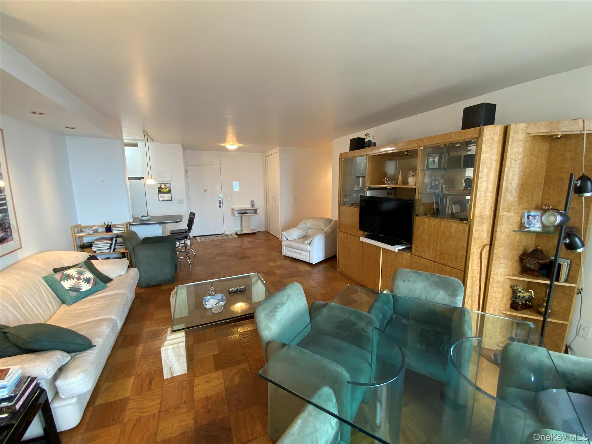 #4 photo, 26910 Grand Central Parkway, Floral Park , NY 11005