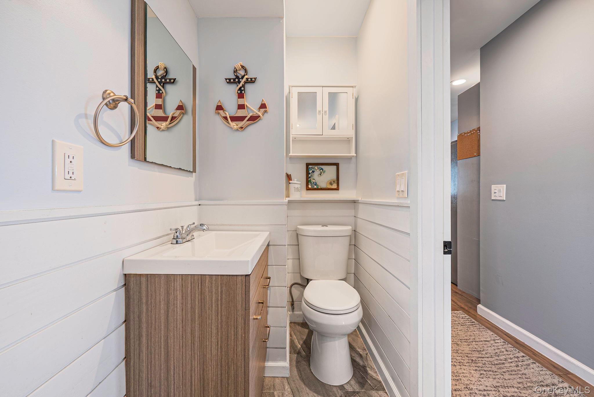 #19 photo, 244 S Bayview Avenue, Amityville , NY 11701