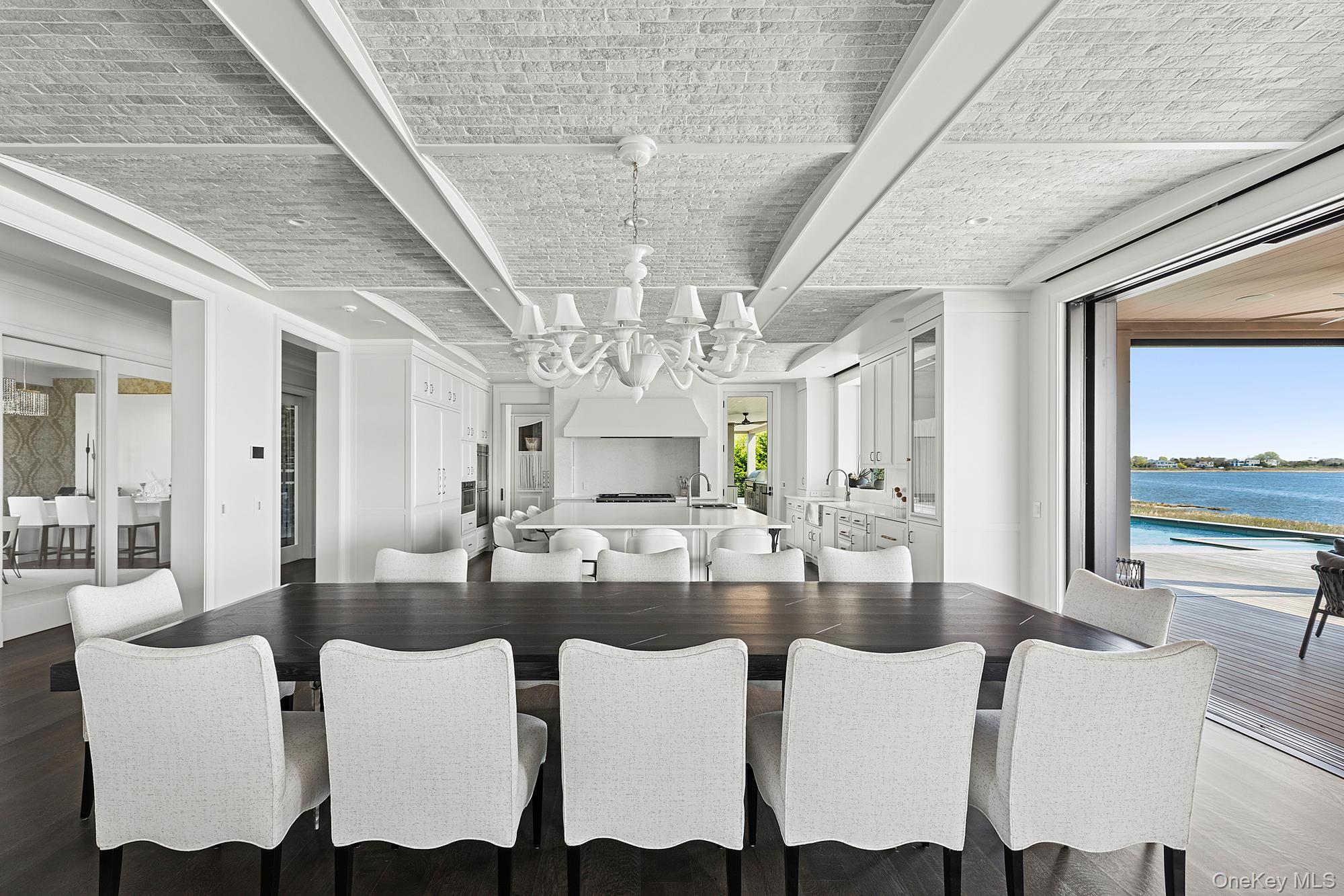 #10 photo, 34 Westbridge Road, সাফোক কাউন্টি Westhampton Beach , NY 11978