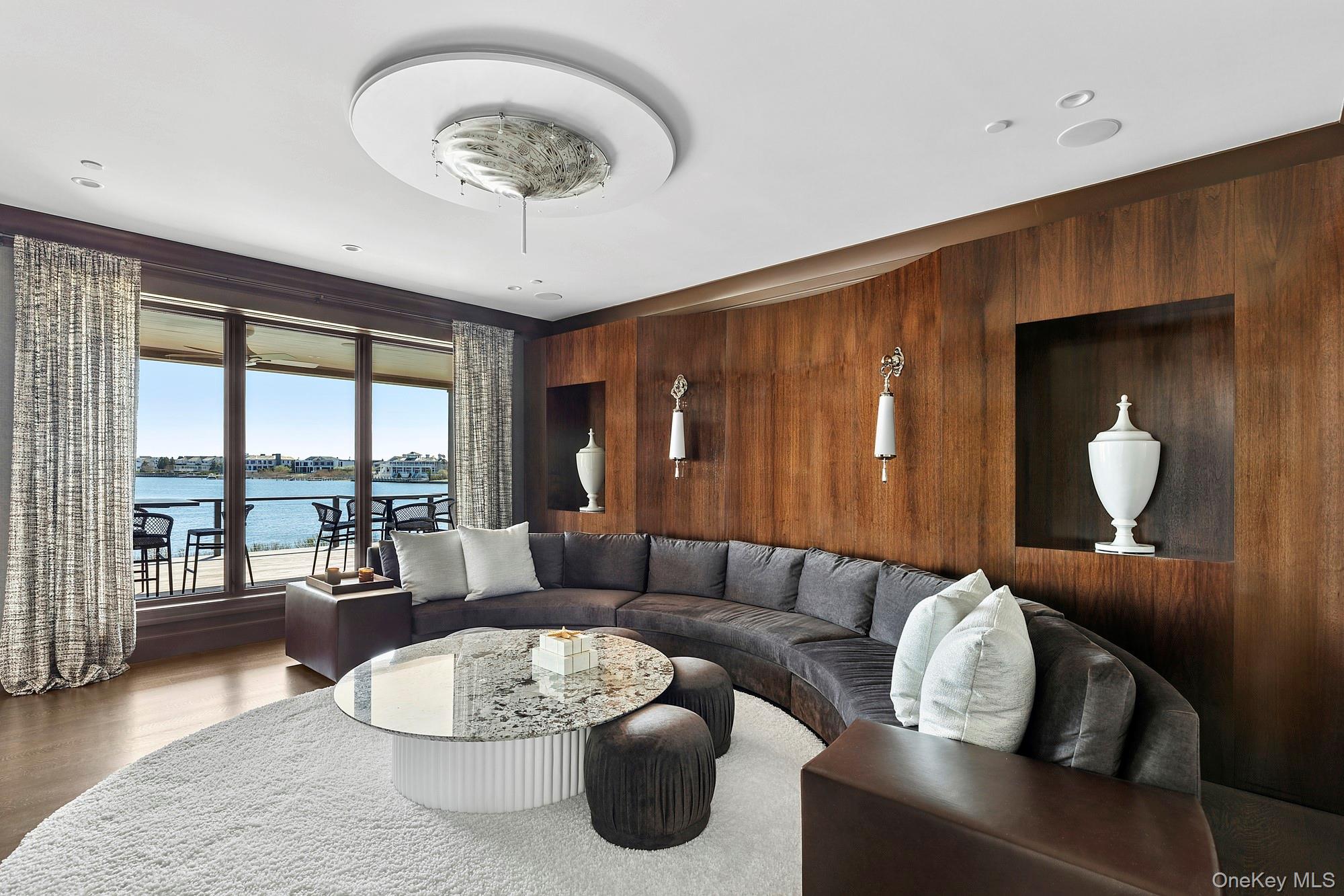 #12 photo, 34 Westbridge Road, সাফোক কাউন্টি Westhampton Beach , NY 11978