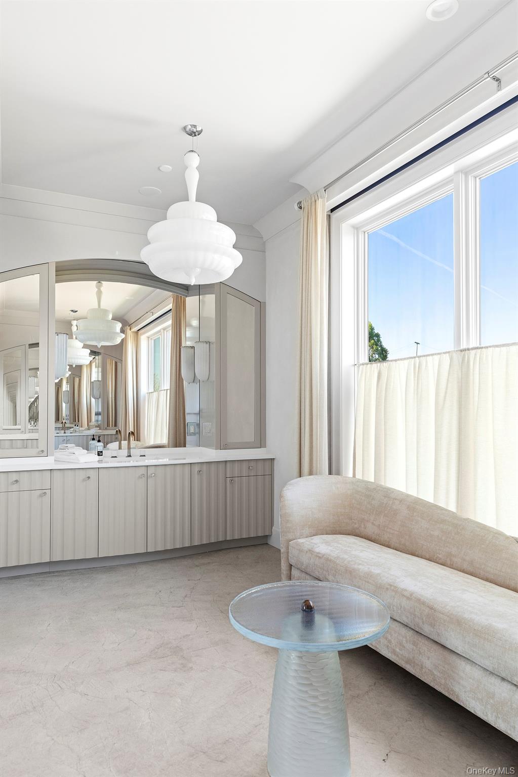 #20 photo, 34 Westbridge Road, সাফোক কাউন্টি Westhampton Beach , NY 11978