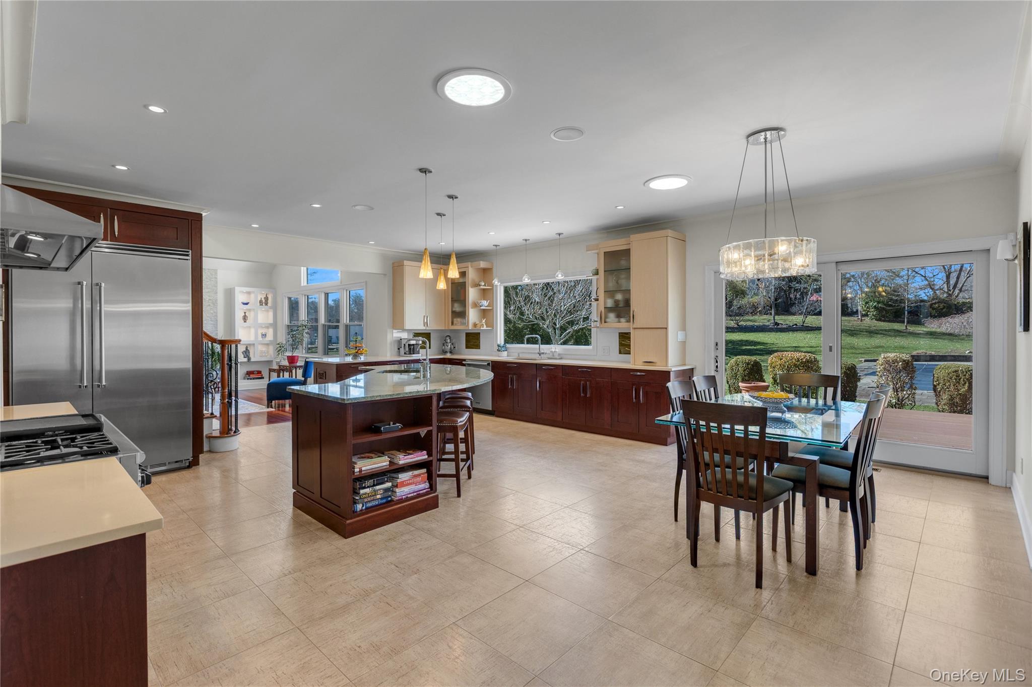 #8 photo, 9 Walden Place, সাফোক কাউন্টি Huntington , NY 11743