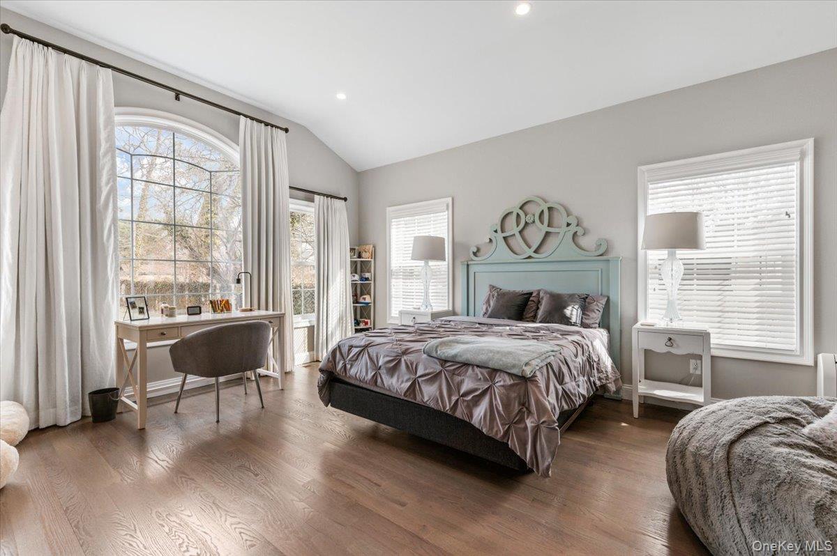 #16 photo, 42 Meadowbrook Road, নাসাউ কাউন্টি Syosset , NY 11791